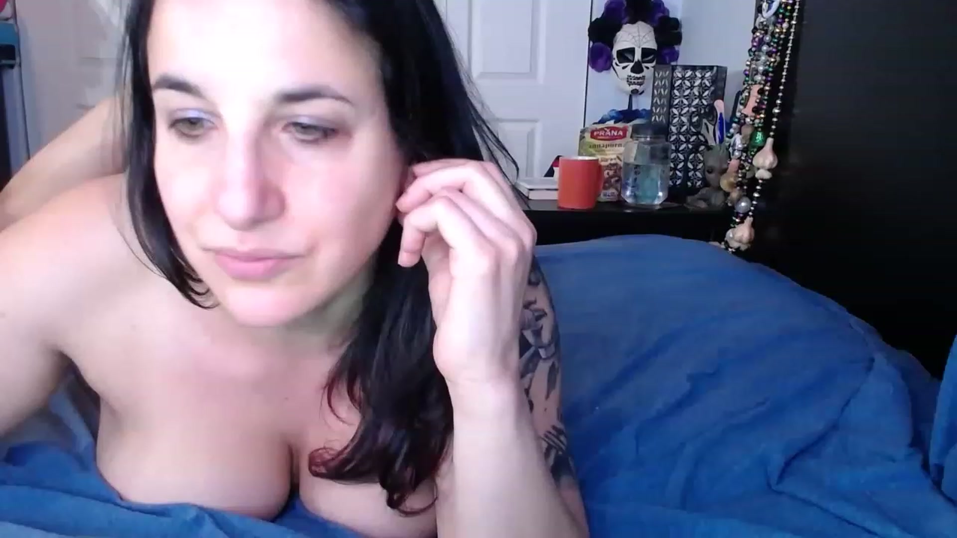 Gallery image thumbnail from abustybabe's myfreecams stream on, 04/21/2023, 22:08 image 20 of 20