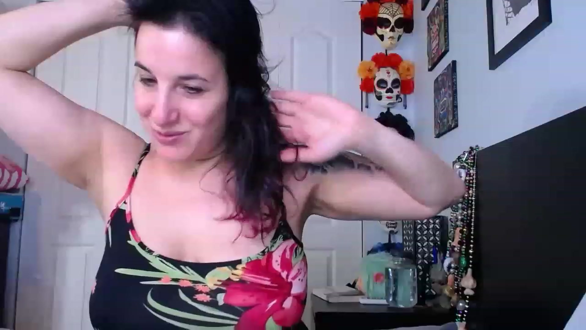 Gallery image thumbnail from abustybabe's myfreecams stream on, 04/26/2023, 18:46 image 3 of 20