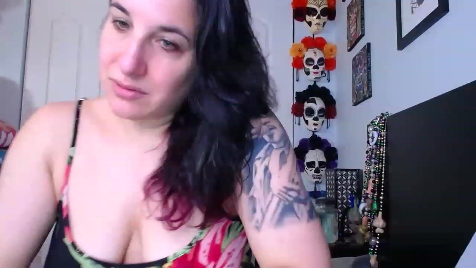 Gallery image thumbnail from abustybabe's myfreecams stream on, 04/26/2023, 18:46 image 11 of 20