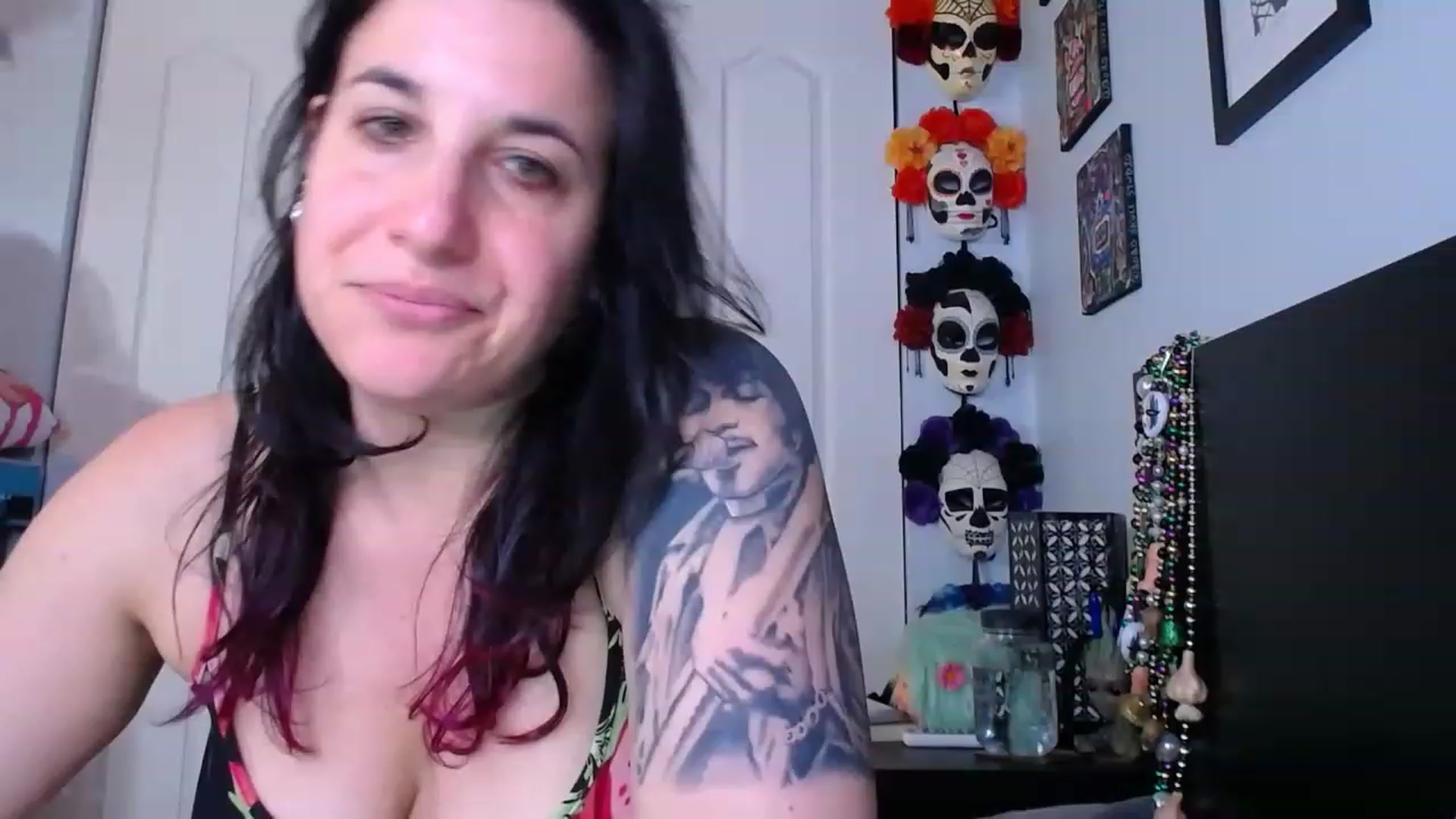 Gallery image thumbnail from abustybabe's myfreecams stream on, 04/26/2023, 20:19 image 9 of 20