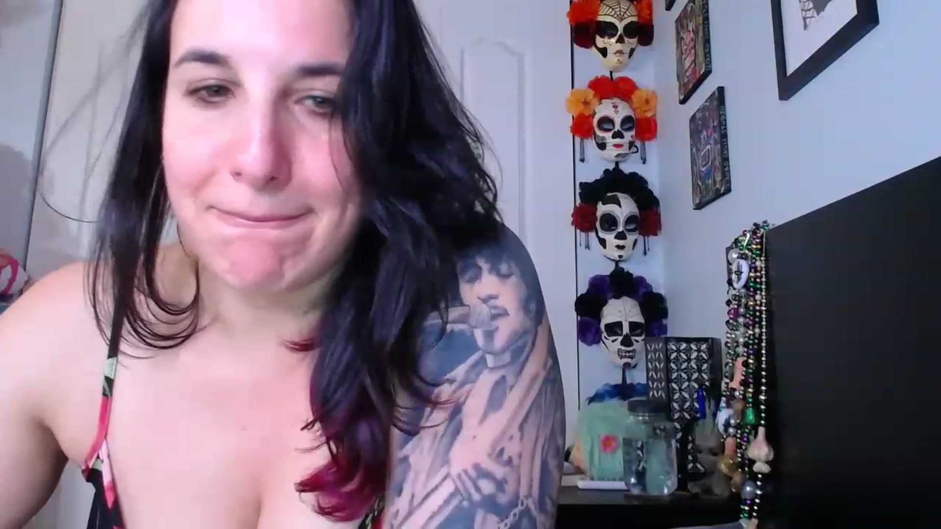 Gallery image thumbnail from abustybabe's myfreecams stream on, 04/26/2023, 20:19 image 12 of 20