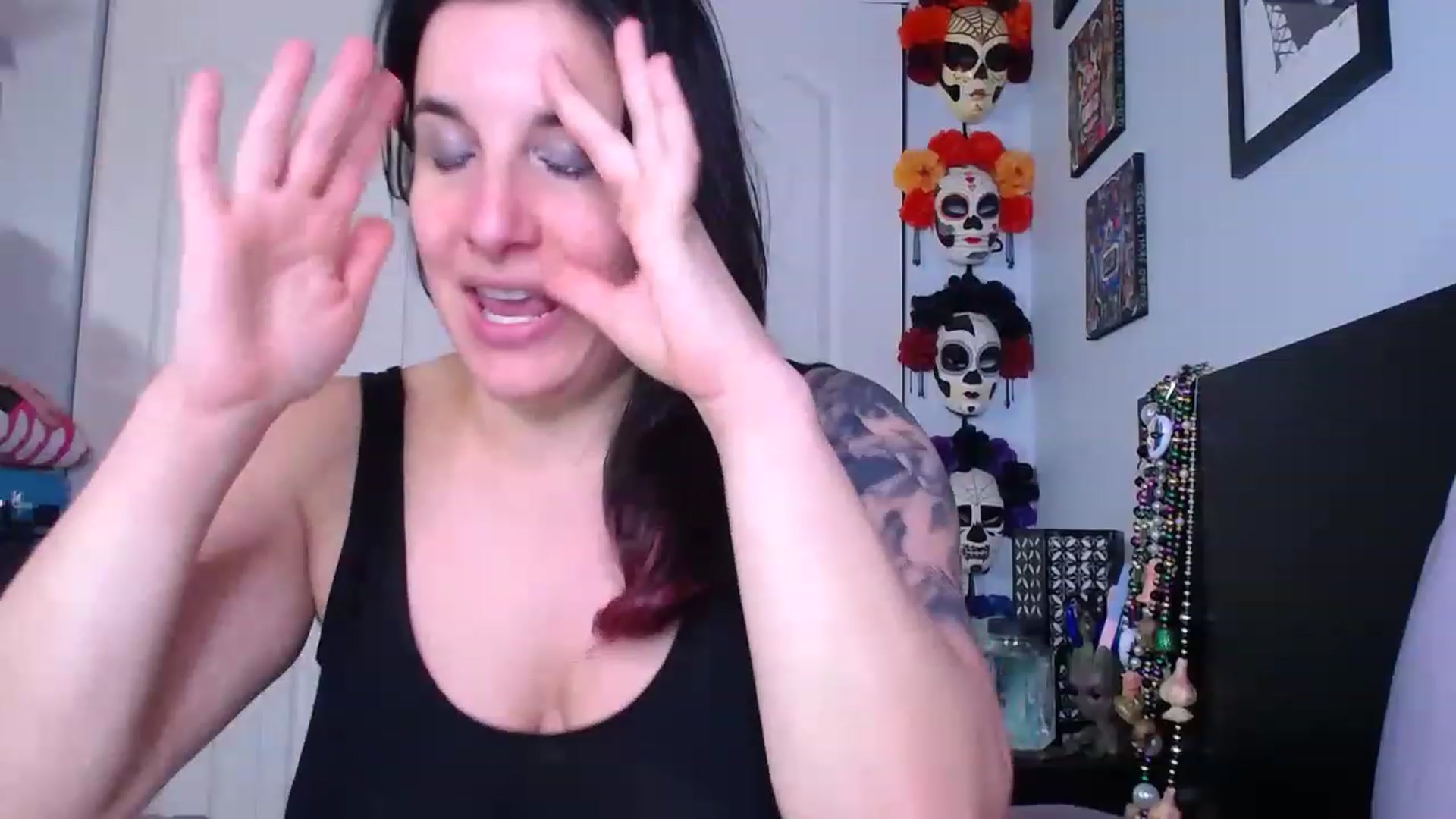 Gallery image thumbnail from abustybabe's myfreecams stream on, 05/02/2023, 22:22 image 9 of 20