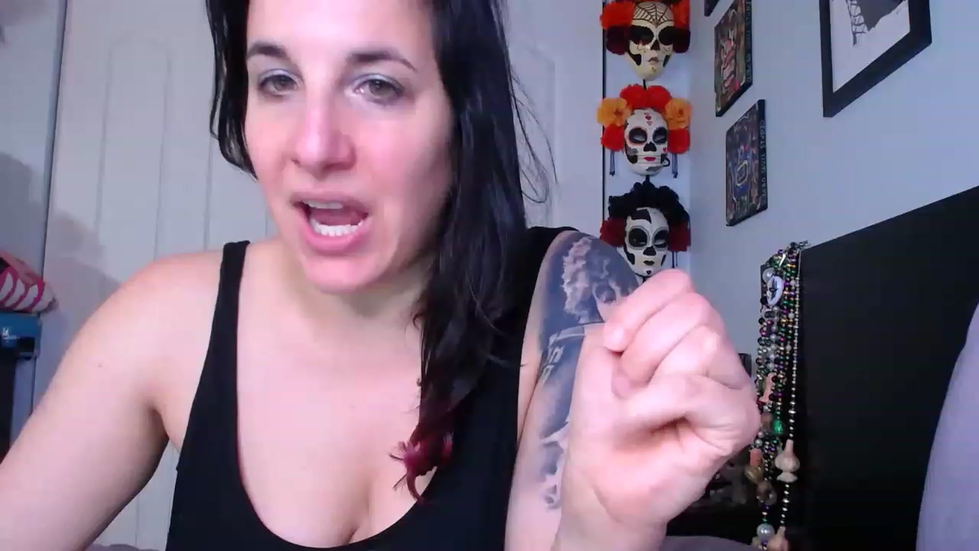 Gallery image thumbnail from abustybabe's myfreecams stream on, 05/02/2023, 22:22 image 11 of 20