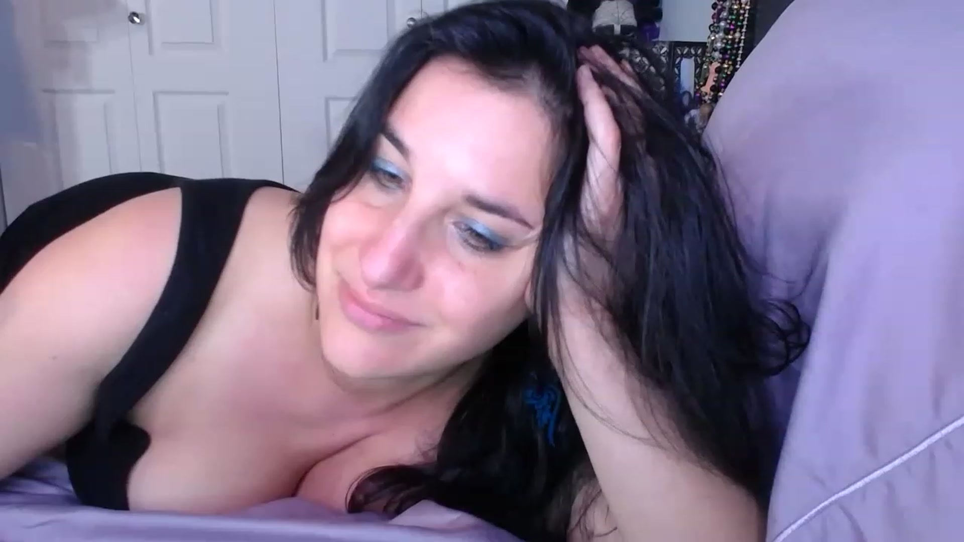 Gallery image thumbnail from abustybabe's myfreecams stream on, 05/08/2023, 21:25 image 20 of 20