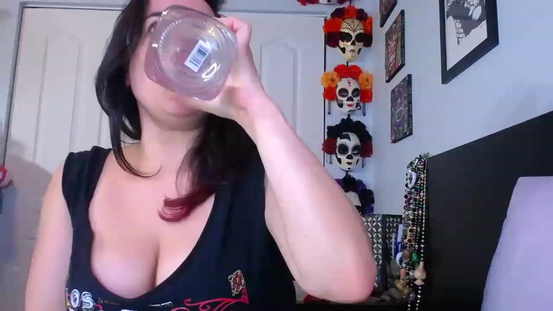 Gallery image thumbnail from abustybabe's myfreecams stream on, 05/09/2023, 21:43 image 17 of 20