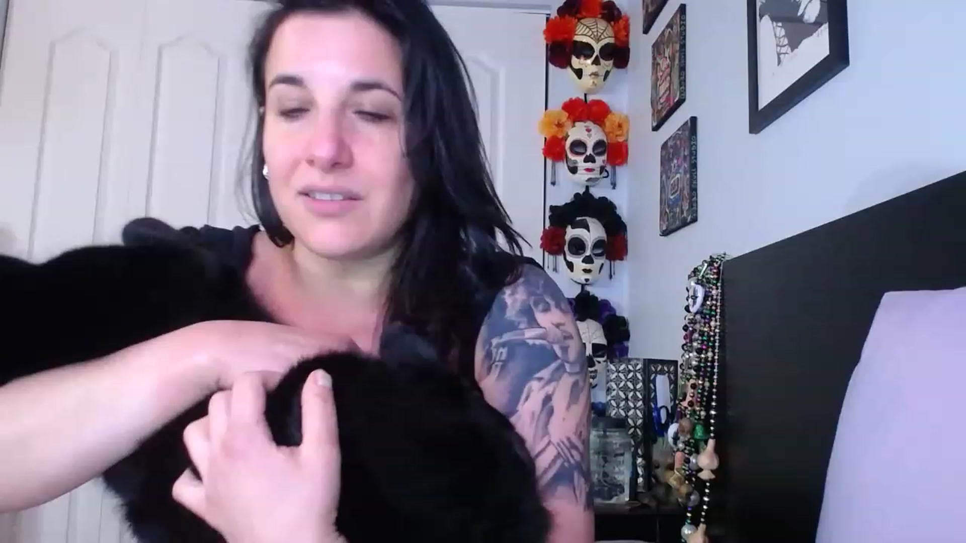 Gallery image thumbnail from abustybabe's myfreecams stream on, 05/09/2023, 21:43 image 5 of 20