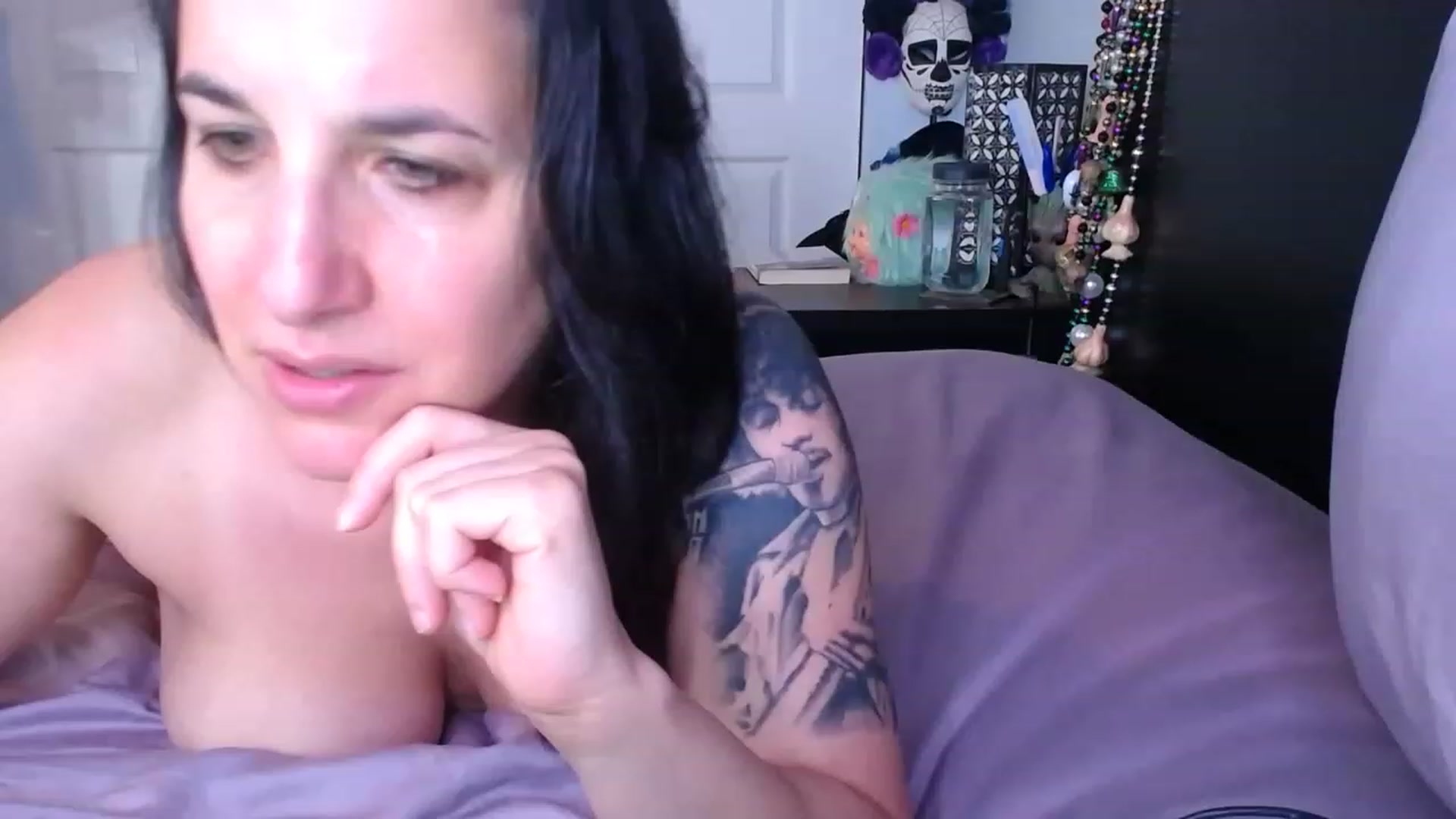 Gallery image thumbnail from abustybabe's myfreecams stream on, 05/11/2023, 20:29 image 7 of 20