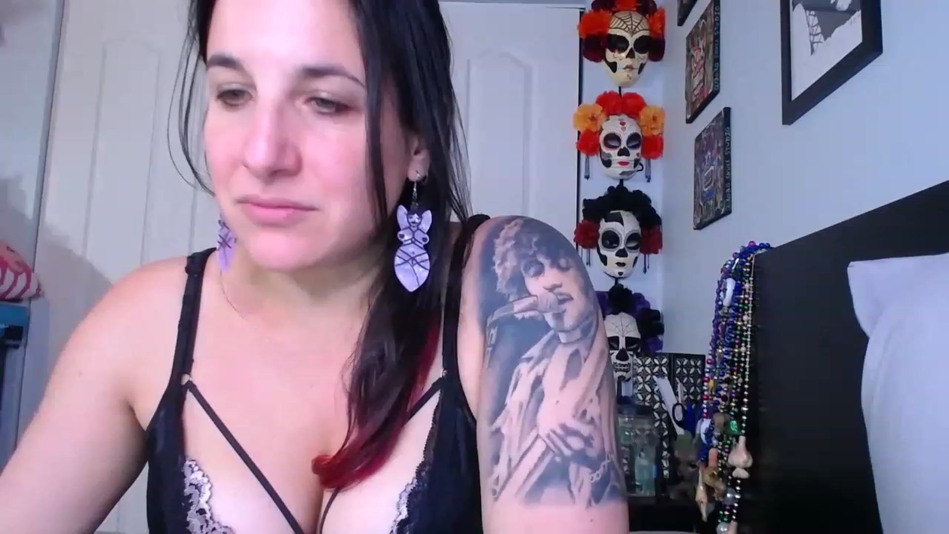 Gallery image thumbnail from abustybabe's myfreecams stream on, 05/25/2023, 20:13 image 20 of 20