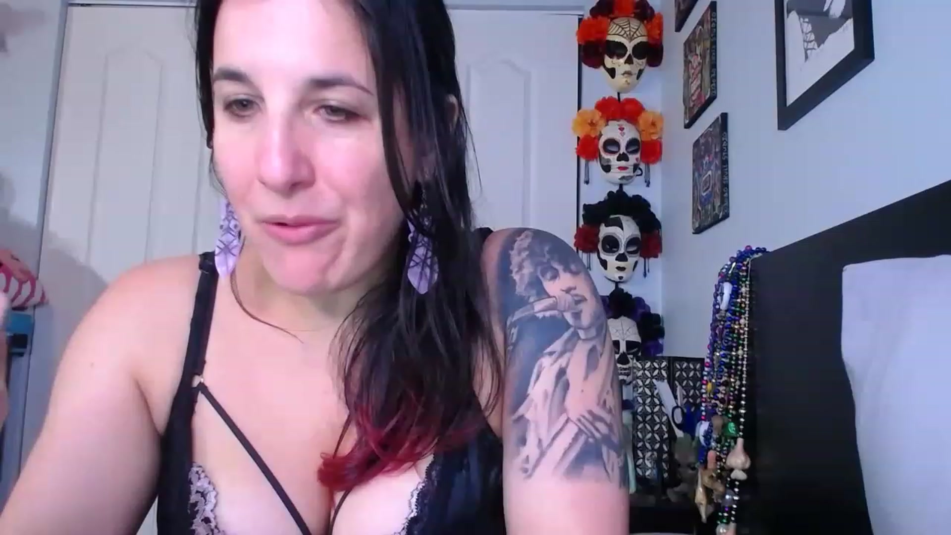 Gallery image thumbnail from abustybabe's myfreecams stream on, 05/25/2023, 20:13 image 3 of 20