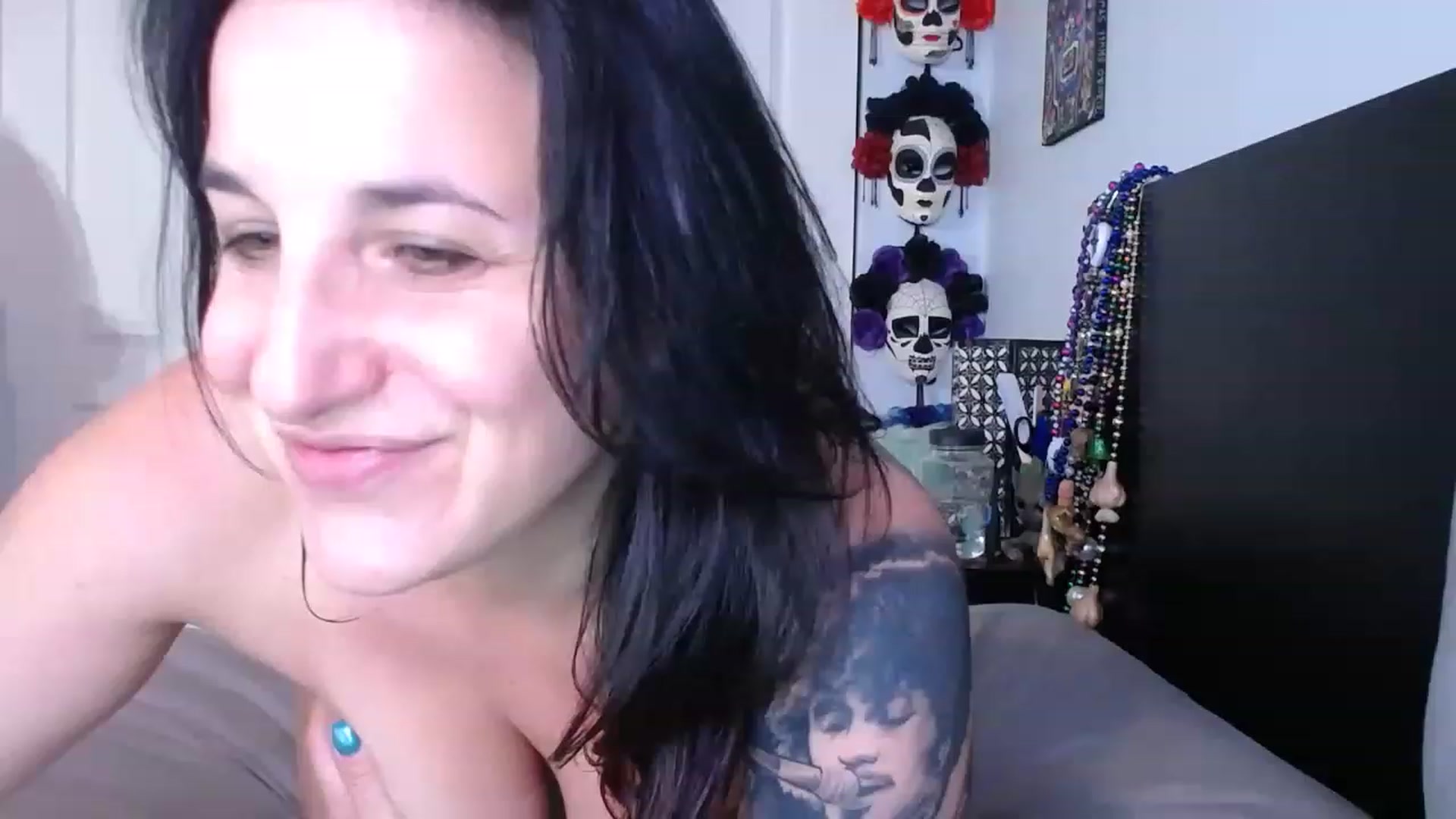 Gallery image thumbnail from abustybabe's myfreecams stream on, 05/26/2023, 22:08 image 5 of 20