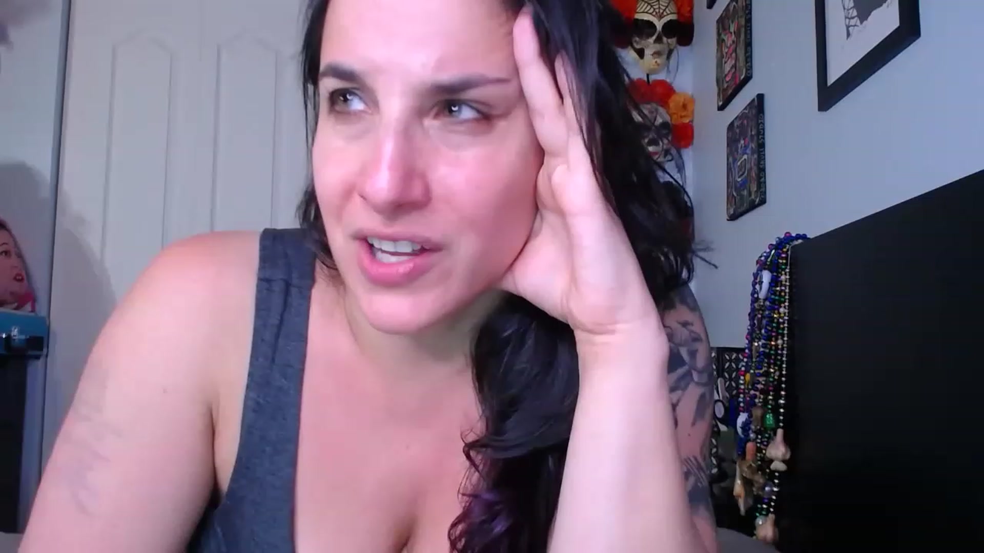 Gallery image thumbnail from abustybabe's myfreecams stream on, 05/30/2023, 20:06 image 18 of 20