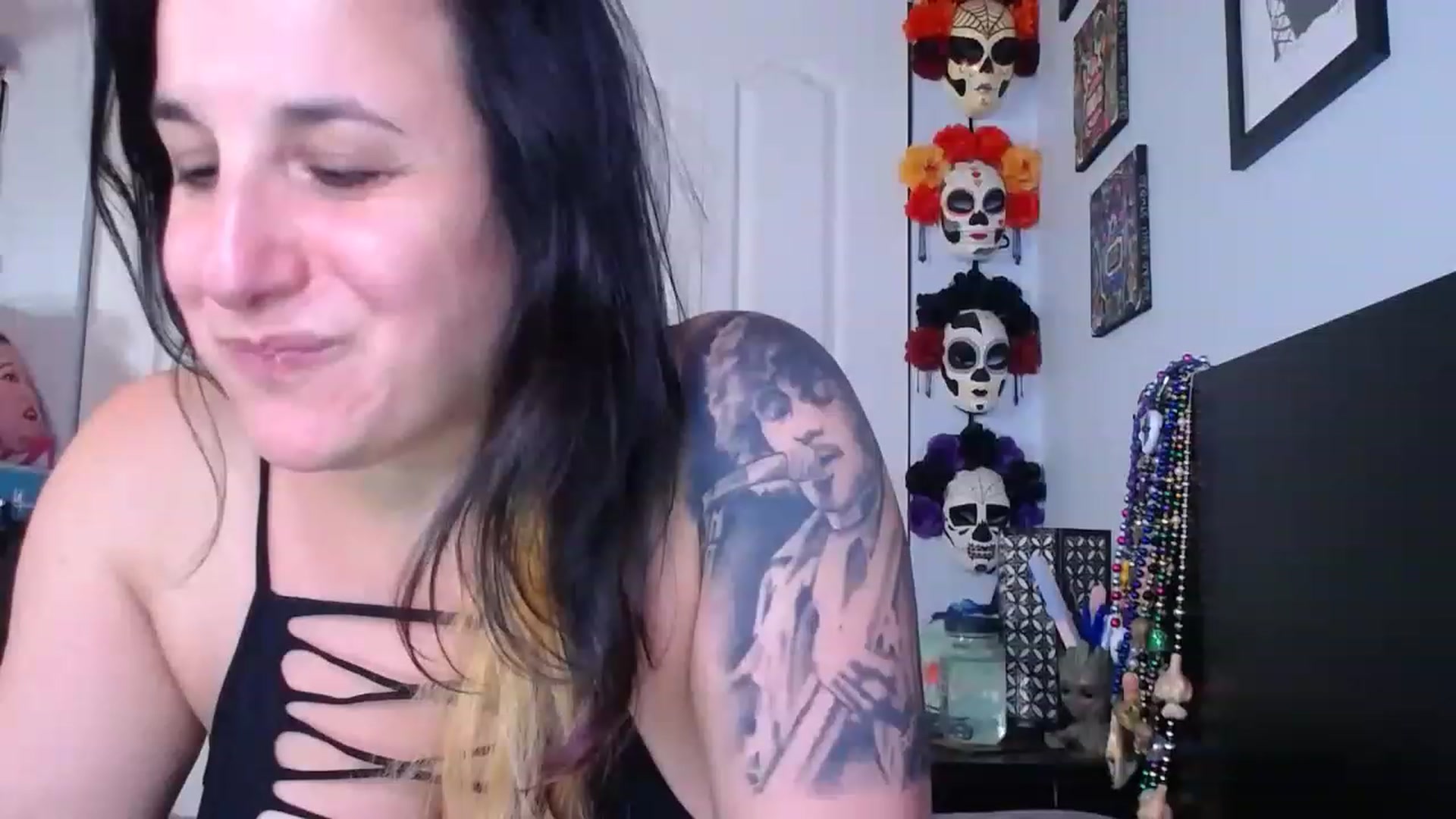 Gallery image thumbnail from abustybabe's myfreecams stream on, 06/05/2023, 20:39 image 4 of 20