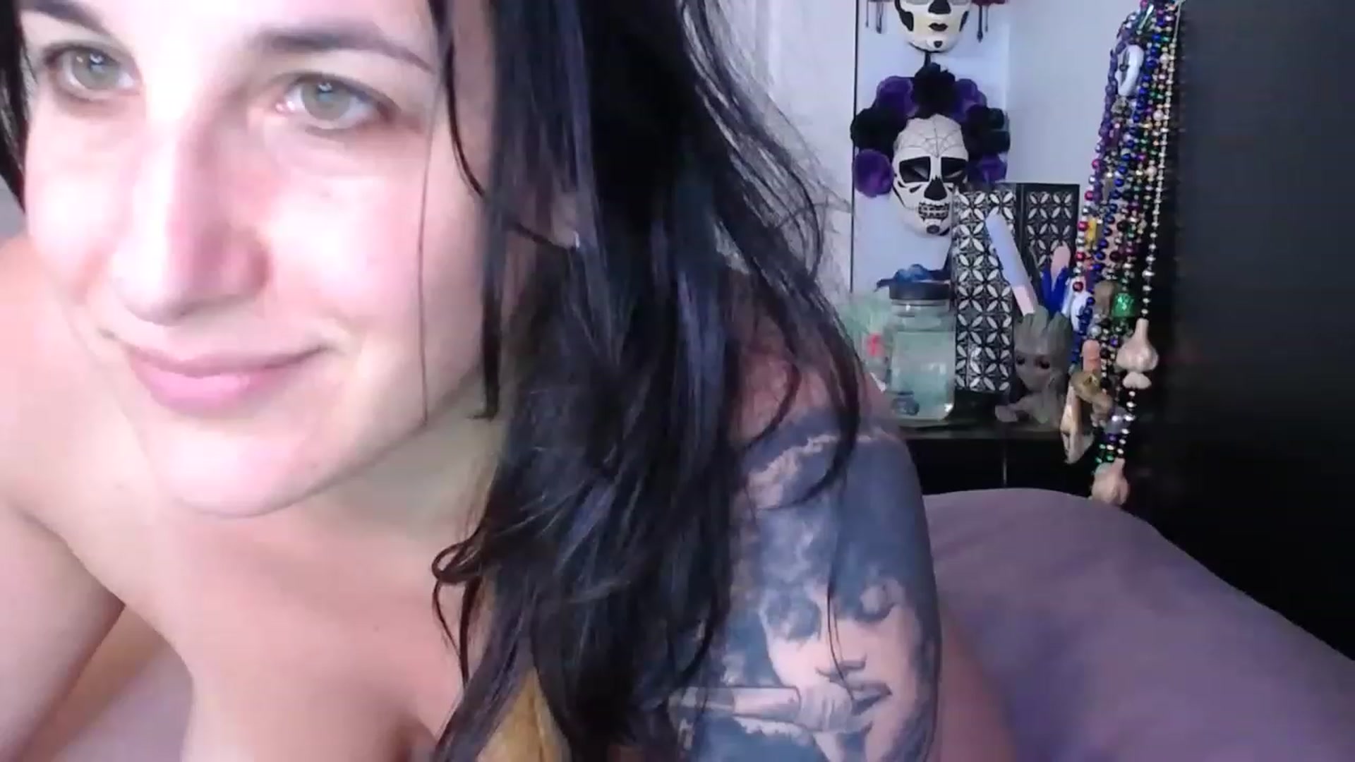 Gallery image thumbnail from abustybabe's myfreecams stream on, 06/05/2023, 21:23 image 20 of 20