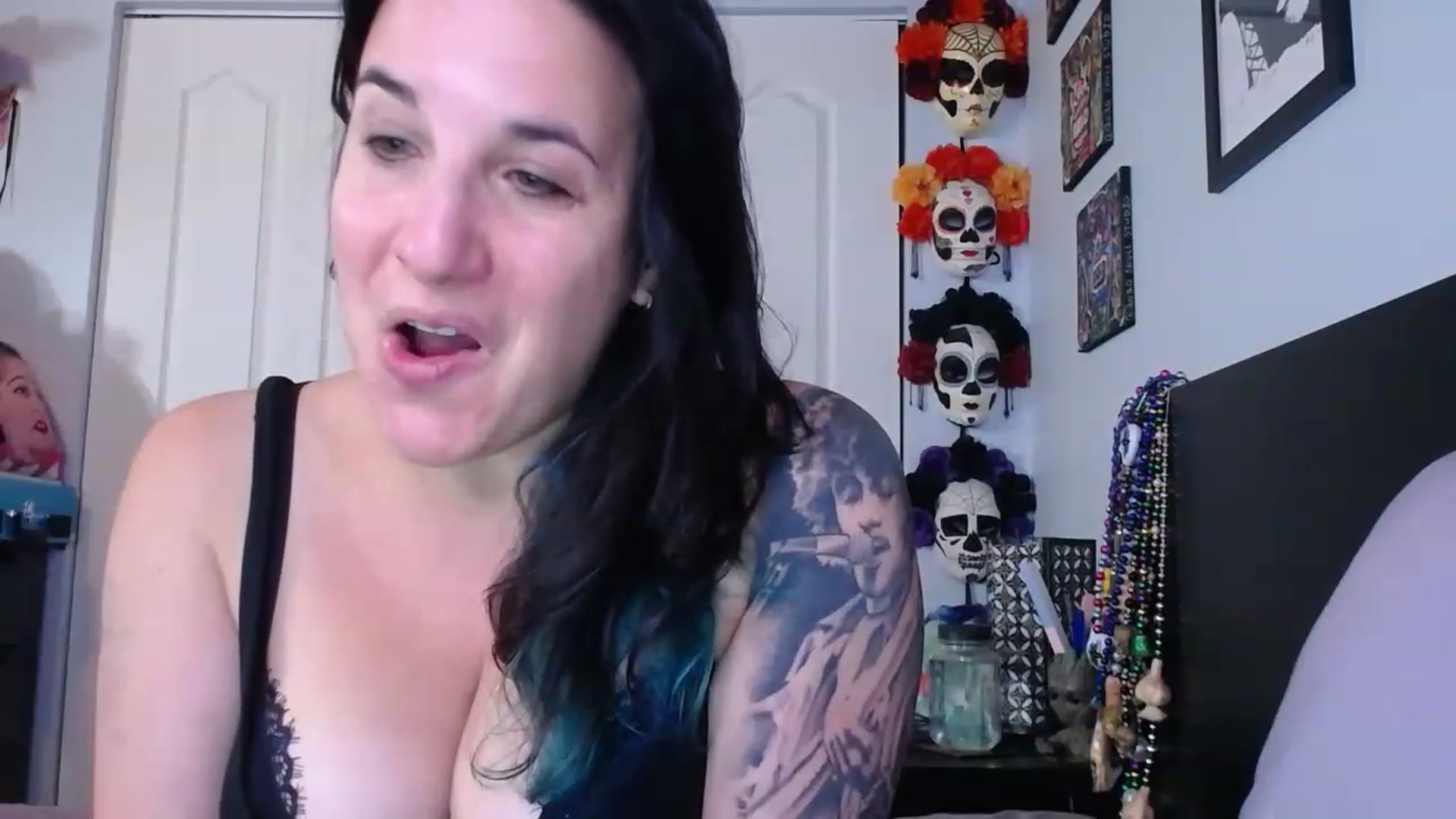Gallery image thumbnail from abustybabe's myfreecams stream on, 06/06/2023, 20:34 image 4 of 20