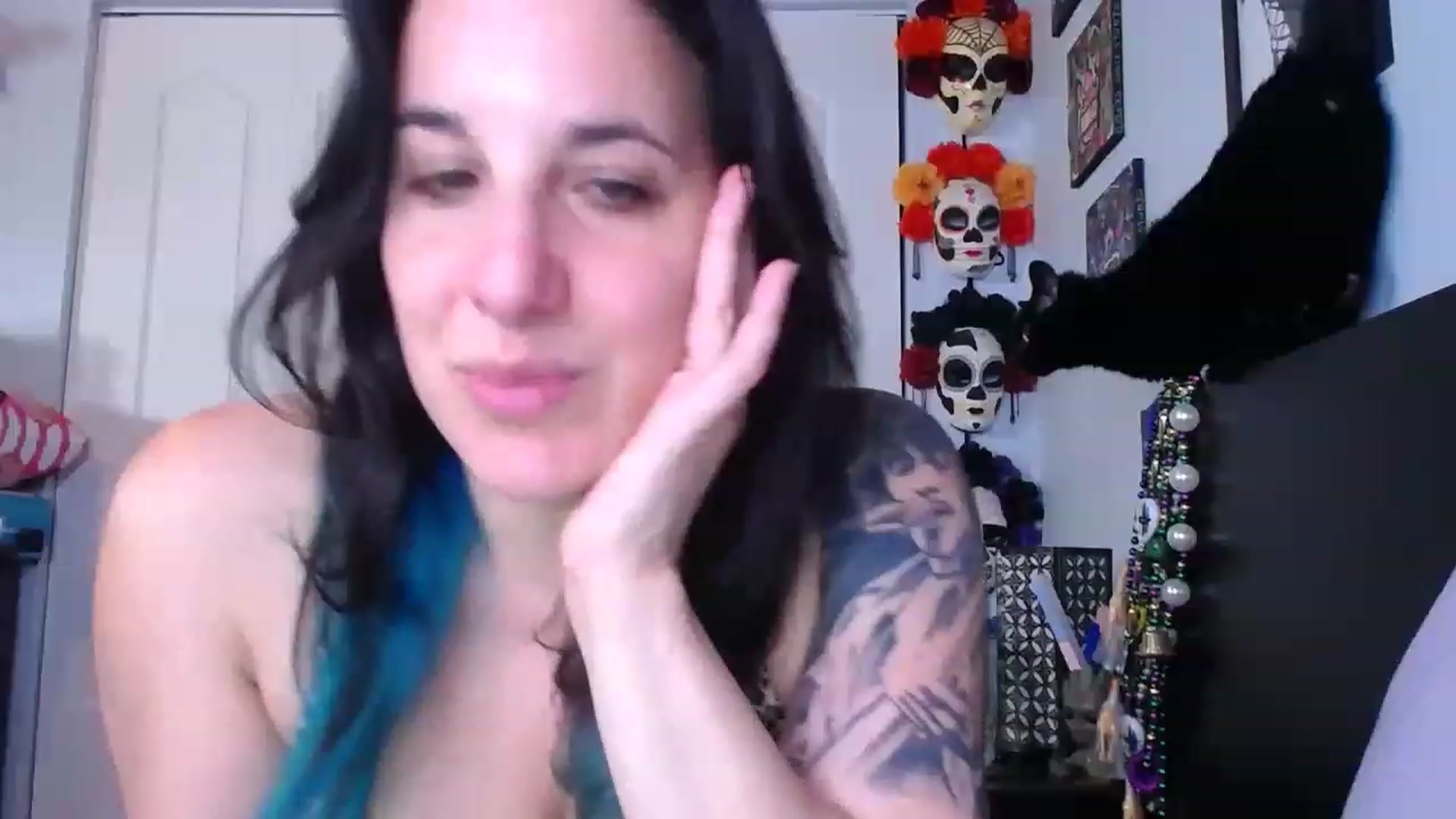 Gallery image thumbnail from abustybabe's myfreecams stream on, 06/07/2023, 22:13 image 5 of 20