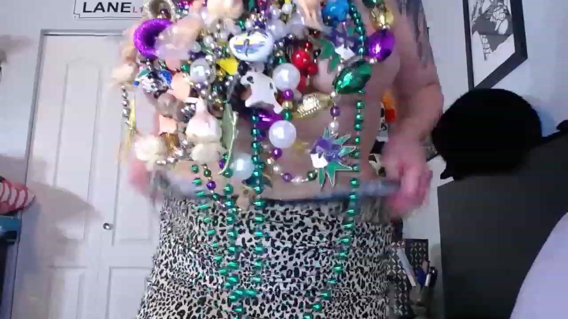 Gallery image thumbnail from abustybabe's myfreecams stream on, 06/07/2023, 22:13 image 1 of 20