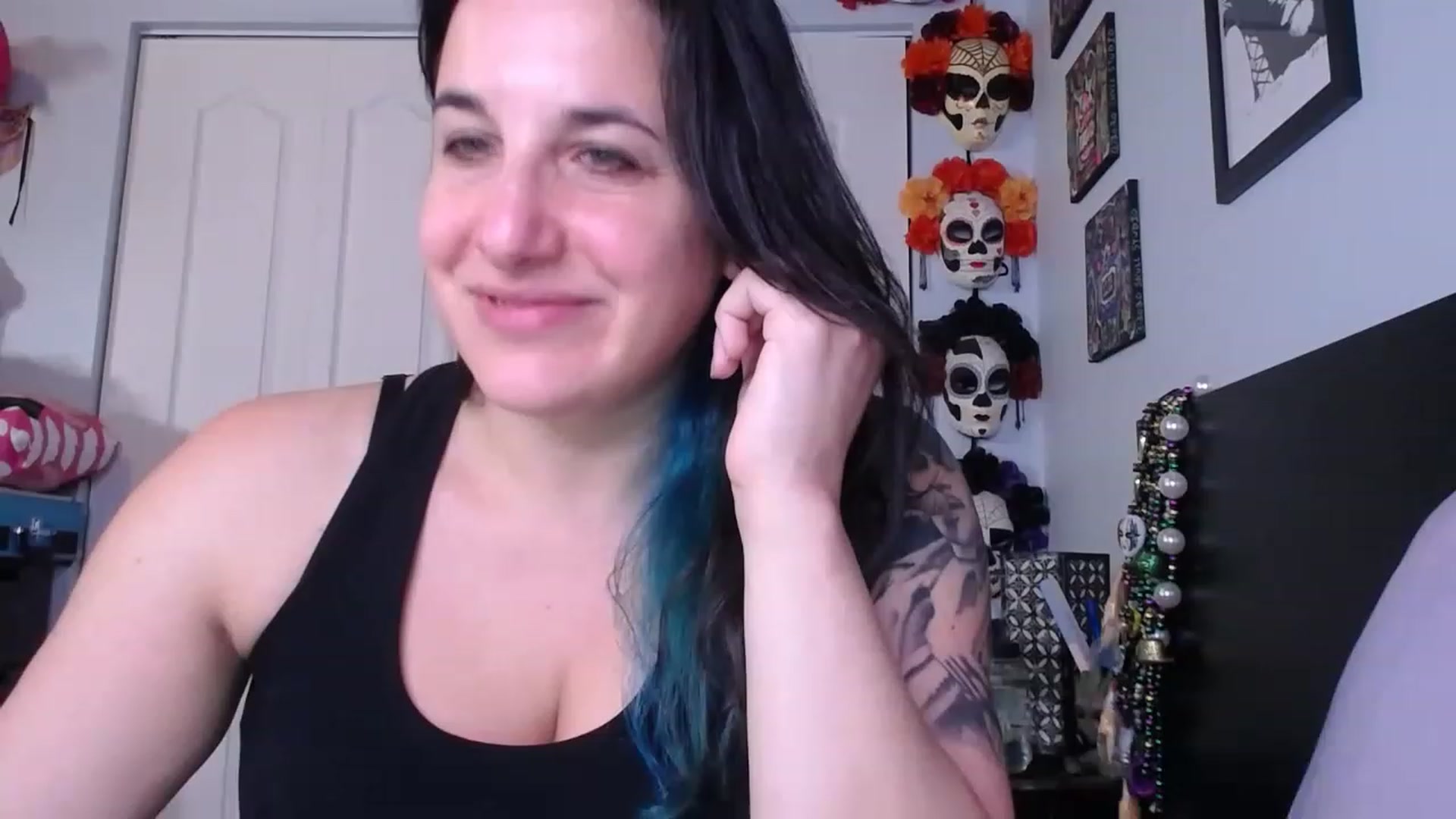 Gallery image thumbnail from abustybabe's myfreecams stream on, 06/09/2023, 21:32 image 1 of 20