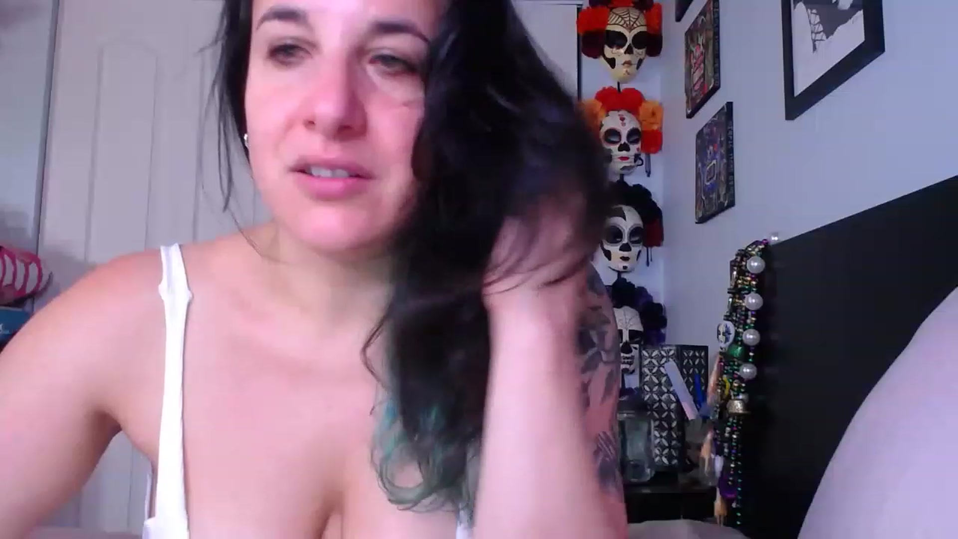 Gallery image thumbnail from abustybabe's myfreecams stream on, 06/12/2023, 18:40 image 8 of 20