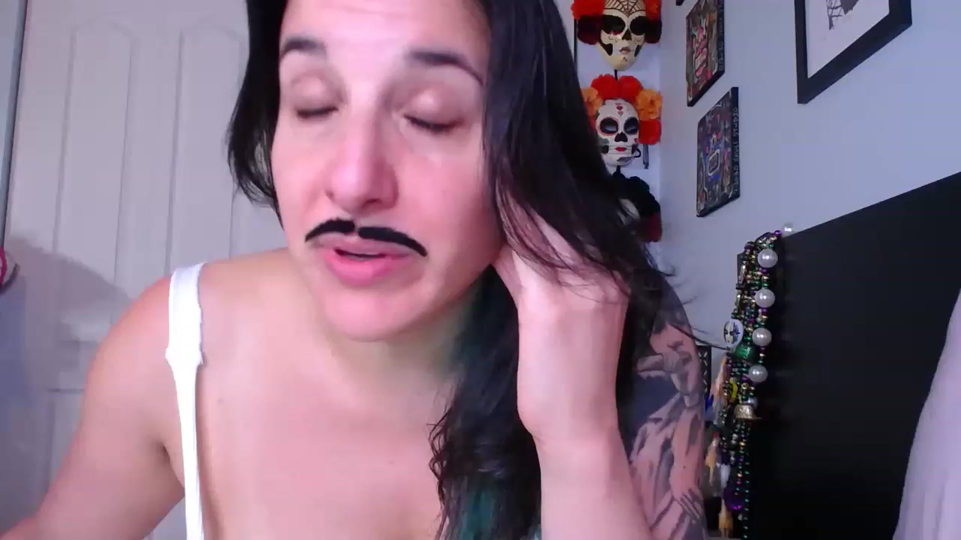 Gallery image thumbnail from abustybabe's myfreecams stream on, 06/12/2023, 22:05 image 5 of 20