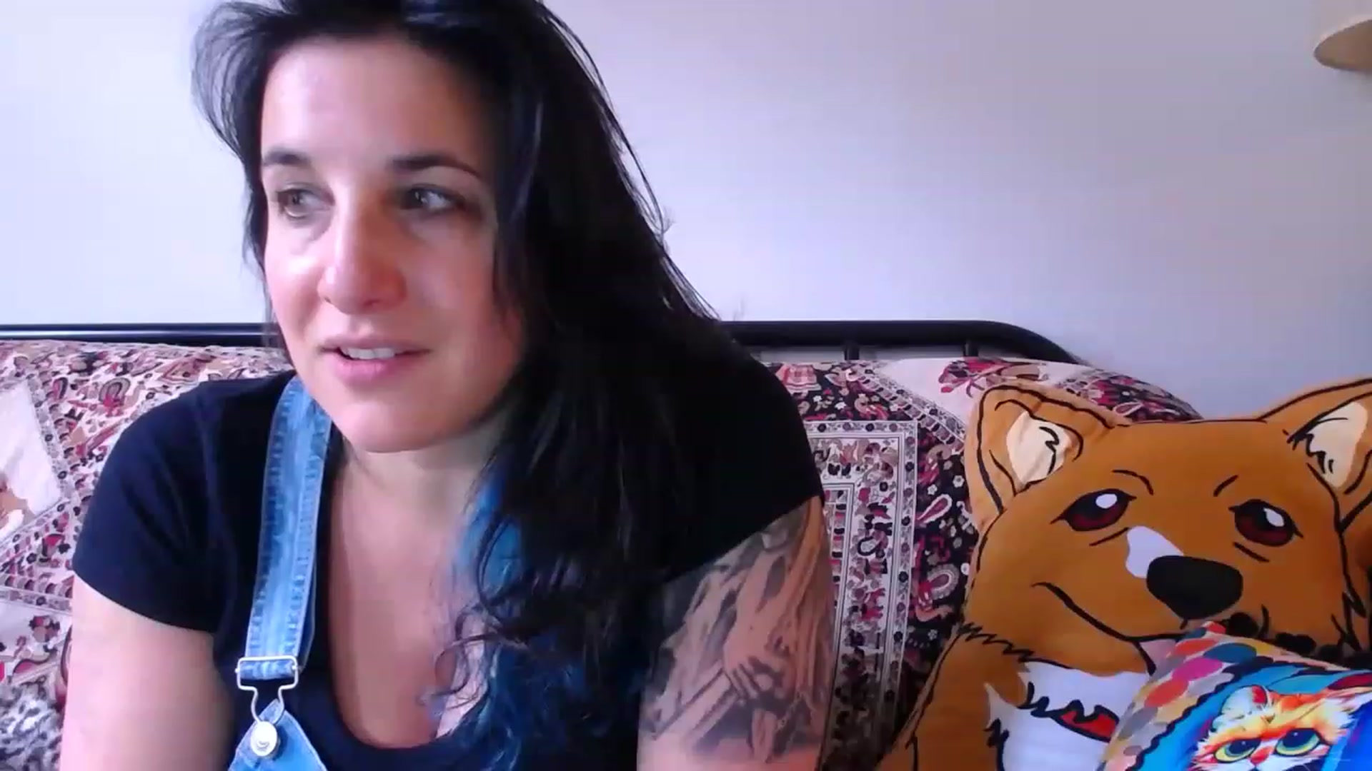 Gallery image thumbnail from abustybabe's myfreecams stream on, 06/13/2023, 21:16 image 12 of 20