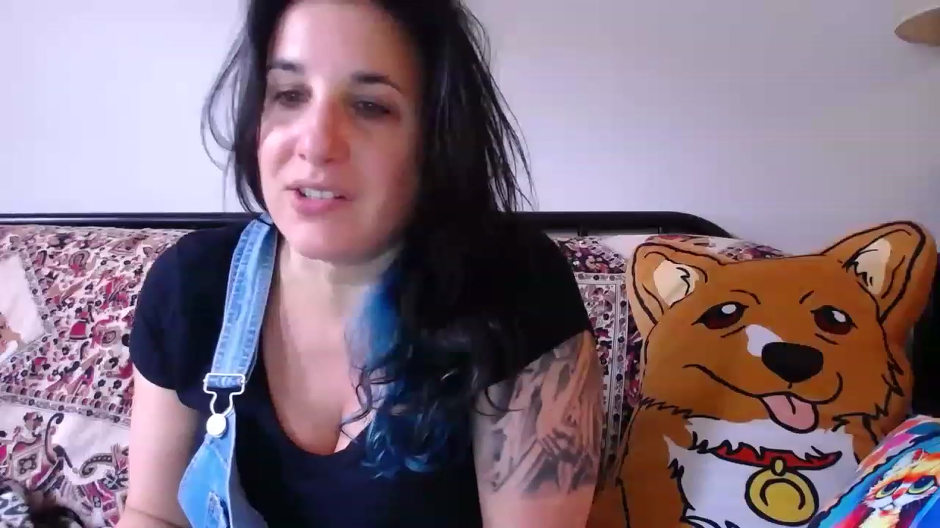 Gallery image thumbnail from abustybabe's myfreecams stream on, 06/13/2023, 21:16 image 6 of 20