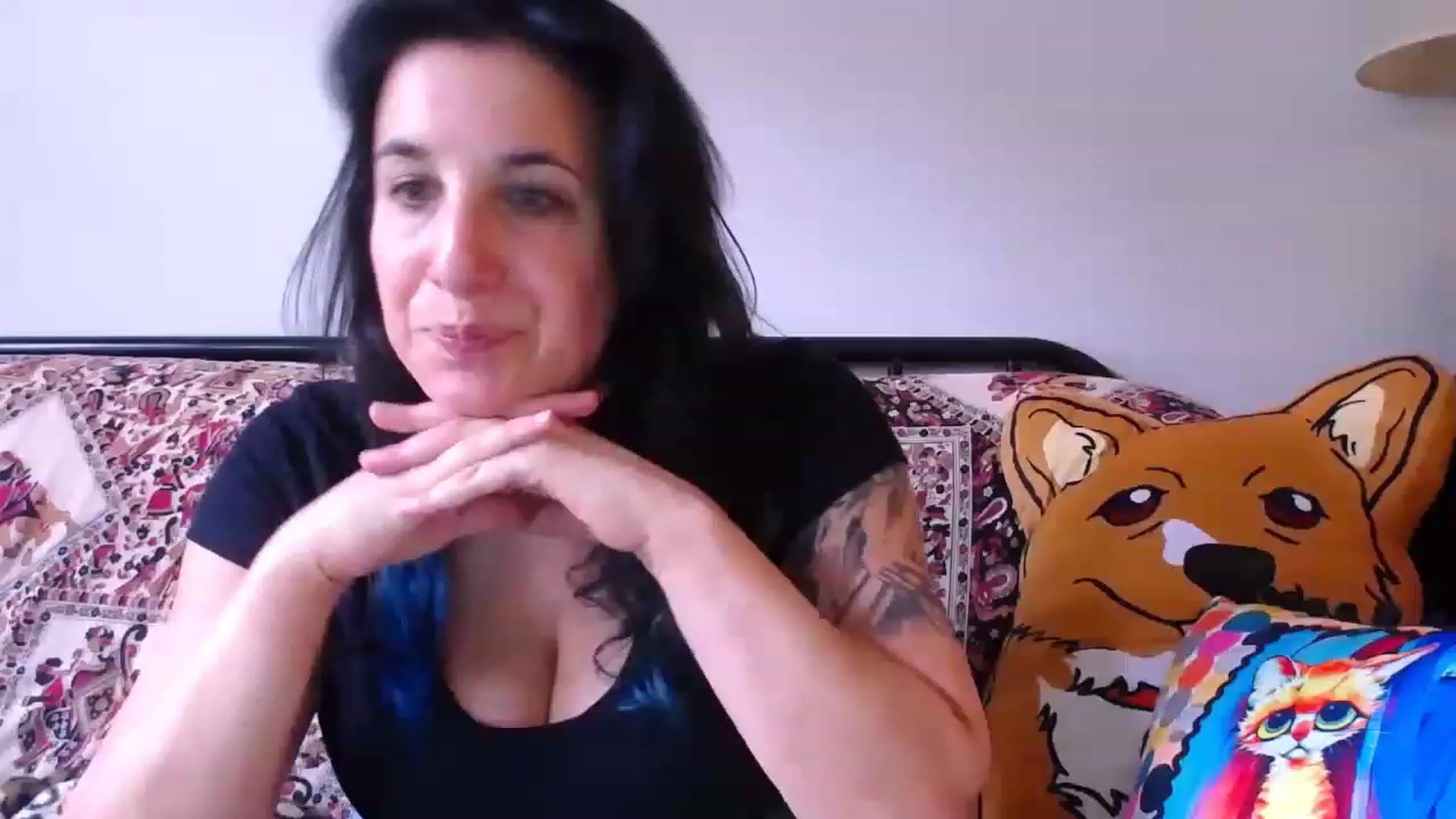 Gallery image thumbnail from abustybabe's myfreecams stream on, 06/13/2023, 21:16 image 2 of 20