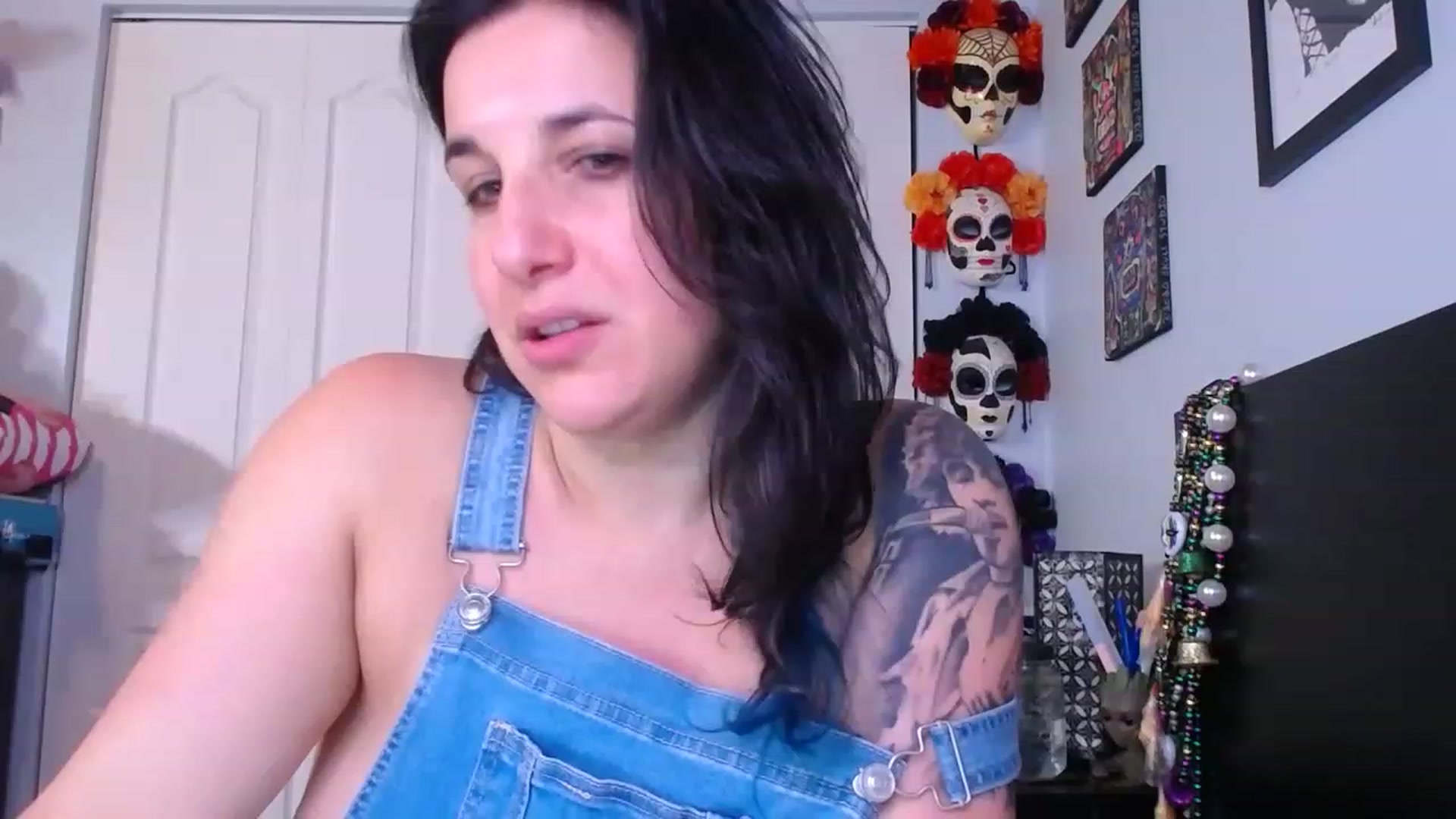 Gallery image thumbnail from abustybabe's myfreecams stream on, 06/13/2023, 21:57 image 10 of 20