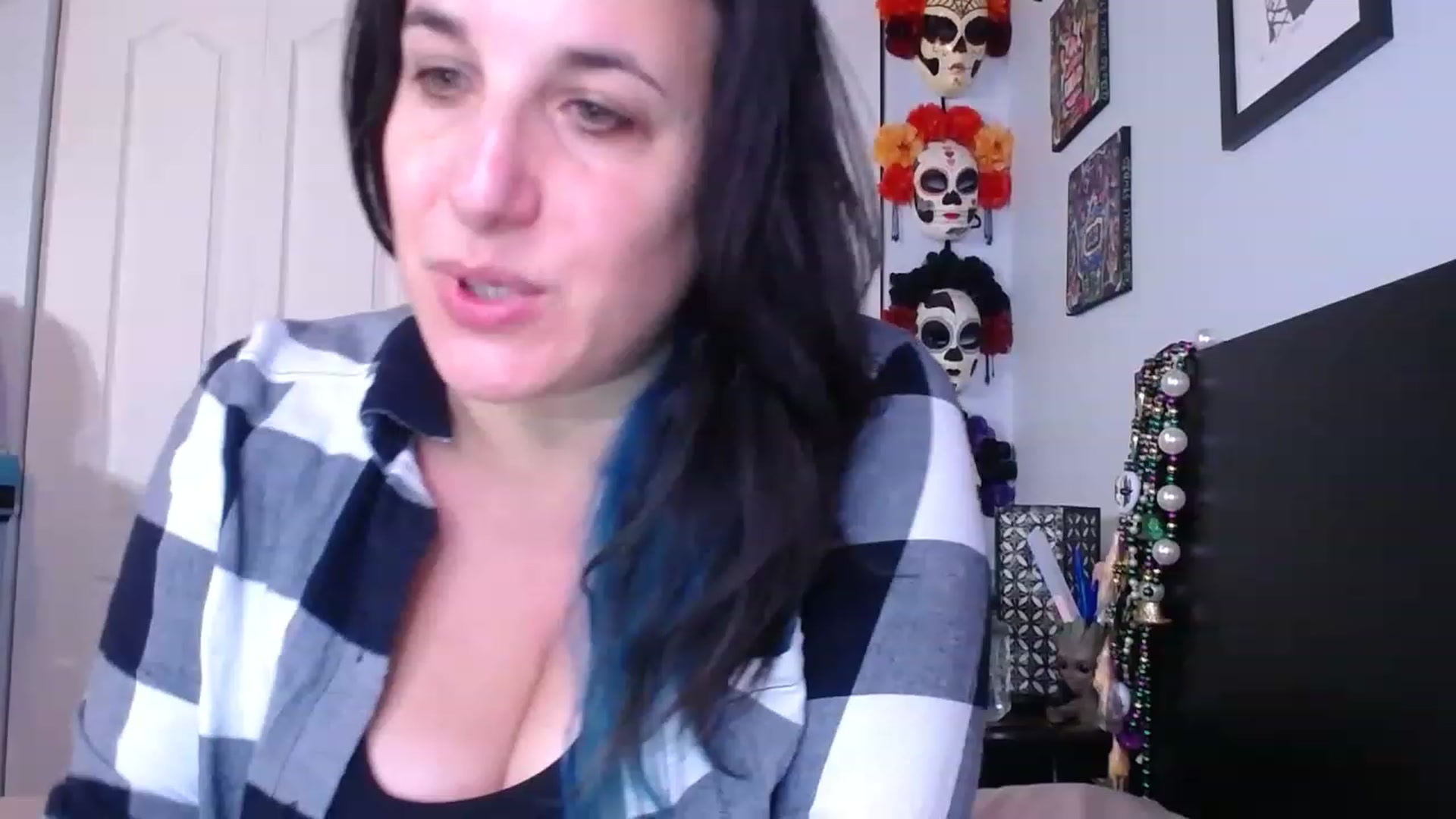 Gallery image thumbnail from abustybabe's myfreecams stream on, 06/14/2023, 22:01 image 1 of 20