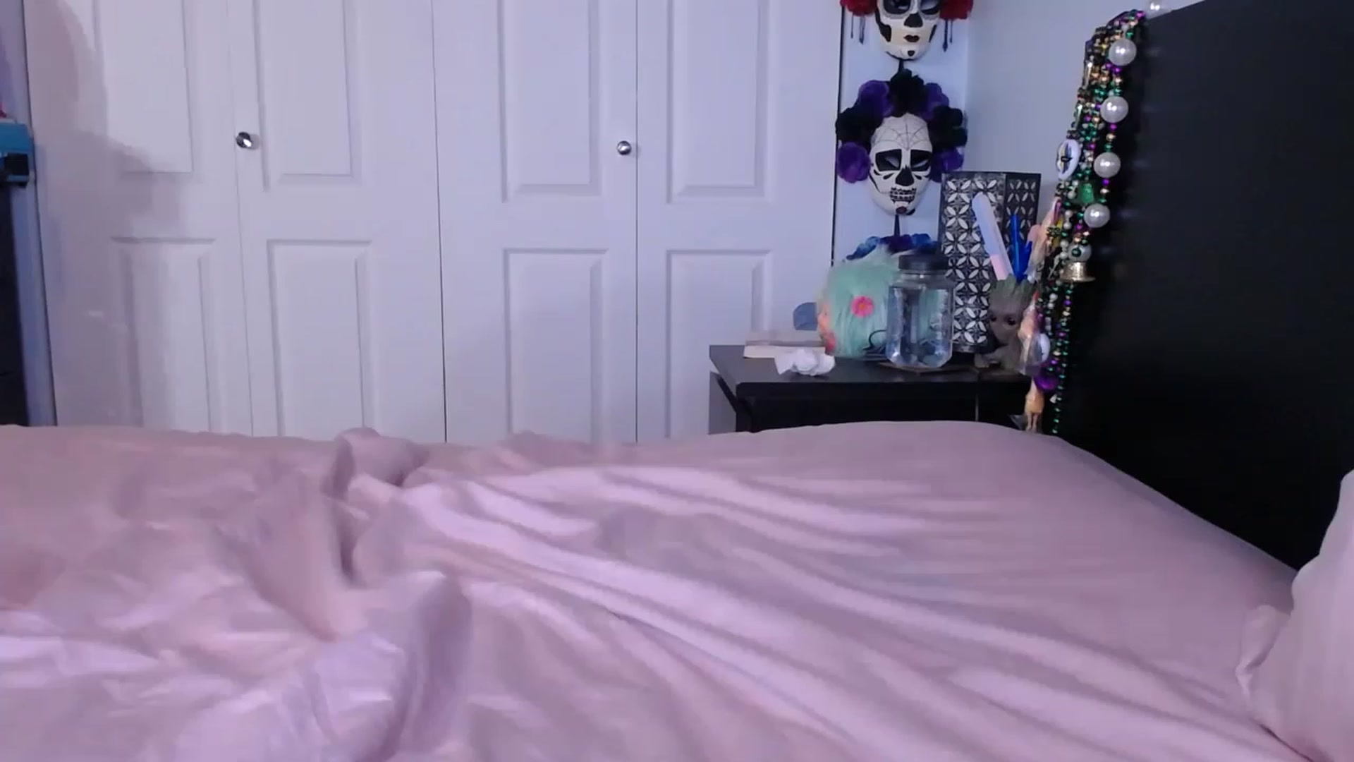 Gallery image thumbnail from abustybabe's myfreecams stream on, 06/15/2023, 22:03 image 2 of 20