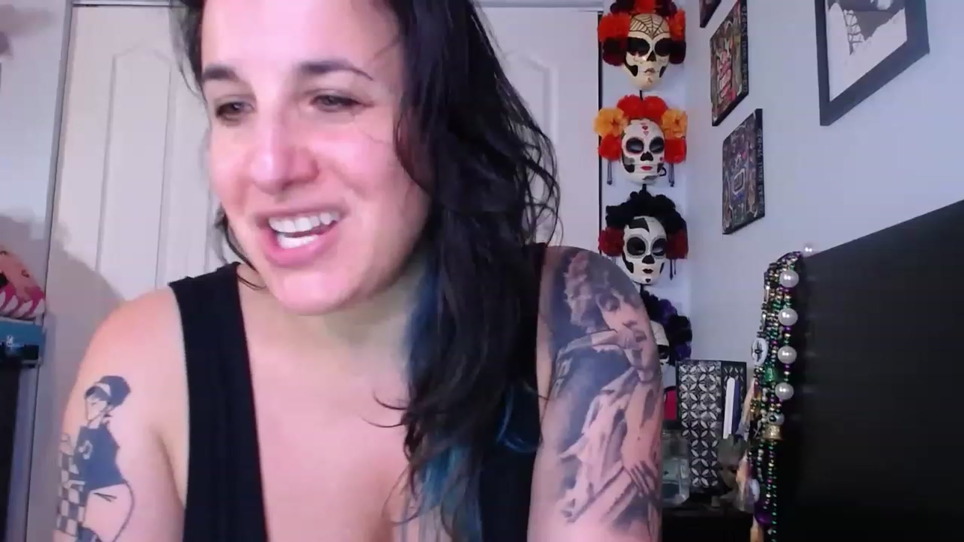 Gallery image thumbnail from abustybabe's myfreecams stream on, 06/20/2023, 22:03 image 9 of 20