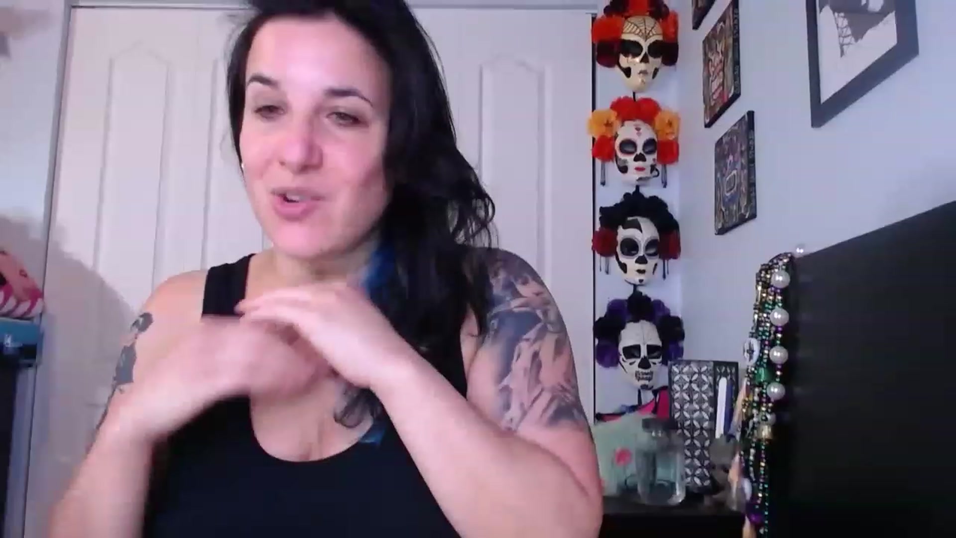 Gallery image thumbnail from abustybabe's myfreecams stream on, 06/20/2023, 22:03 image 6 of 20