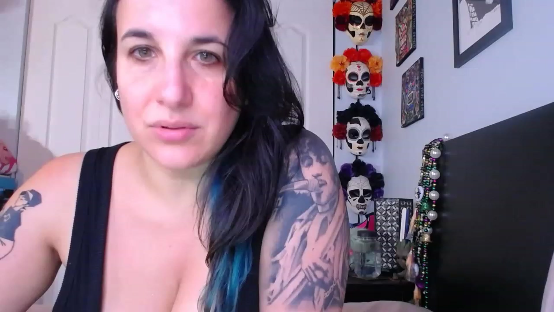 Gallery image thumbnail from abustybabe's myfreecams stream on, 06/20/2023, 22:03 image 13 of 20