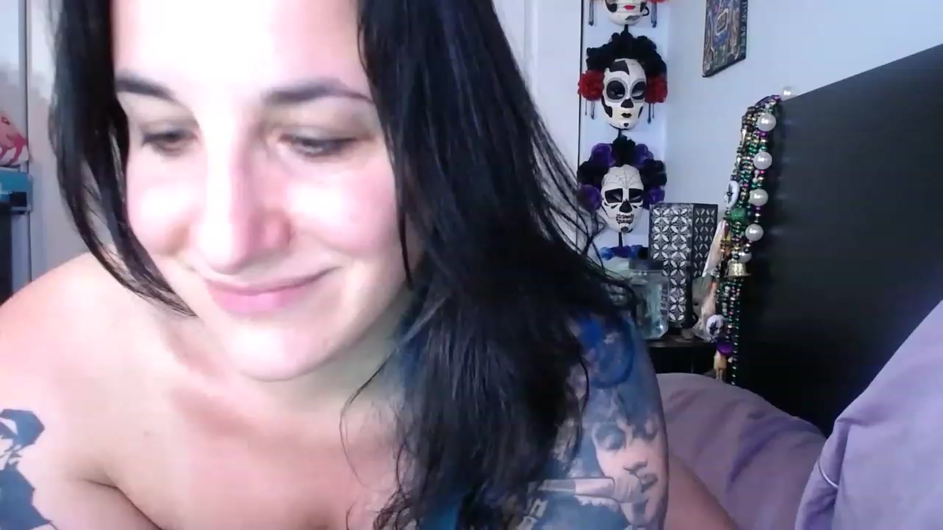 Gallery image thumbnail from abustybabe's myfreecams stream on, 06/22/2023, 21:03 image 13 of 20