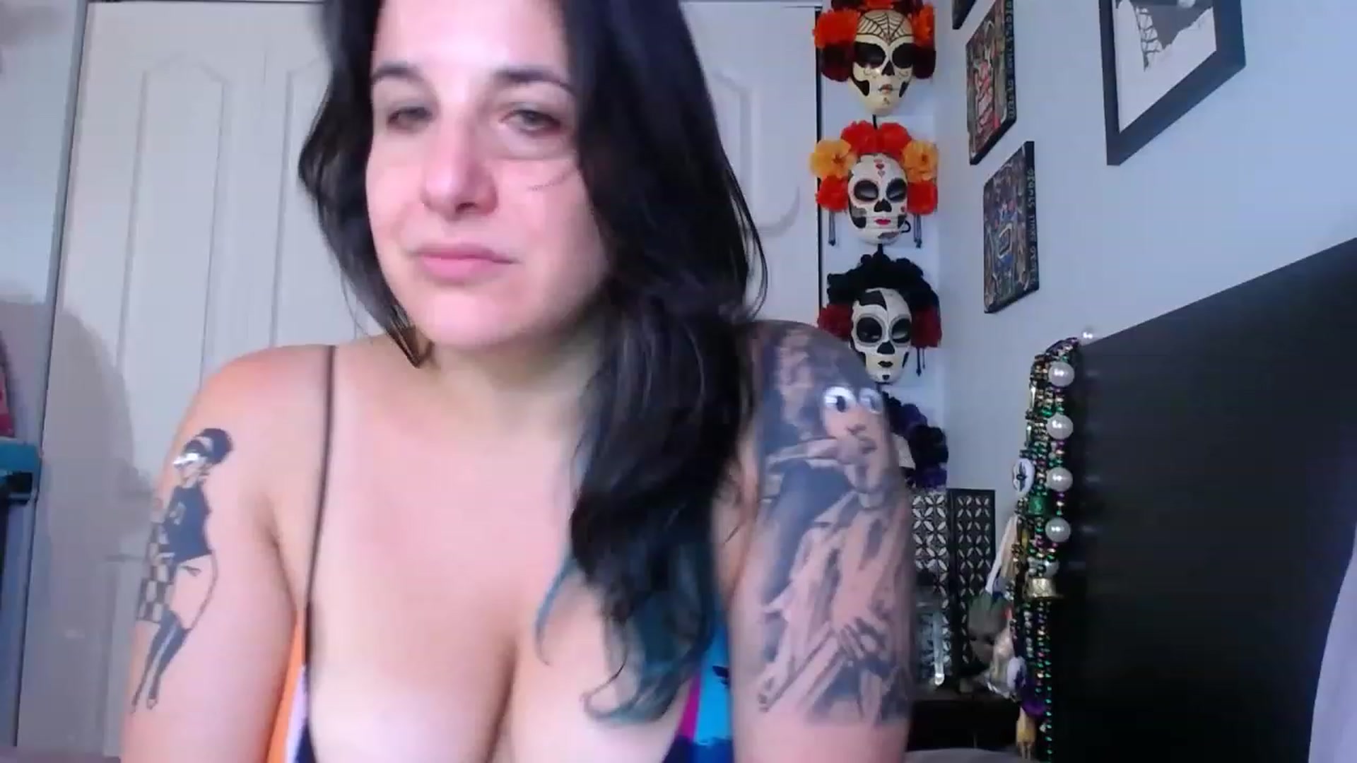 Gallery image thumbnail from abustybabe's myfreecams stream on, 06/27/2023, 21:05 image 12 of 20