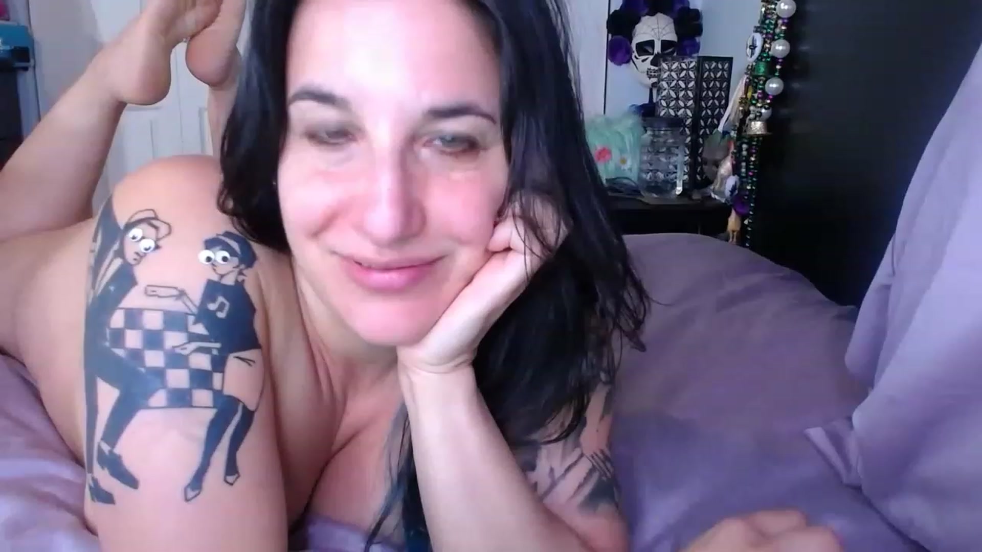 Gallery image thumbnail from abustybabe's myfreecams stream on, 06/27/2023, 21:05 image 5 of 20