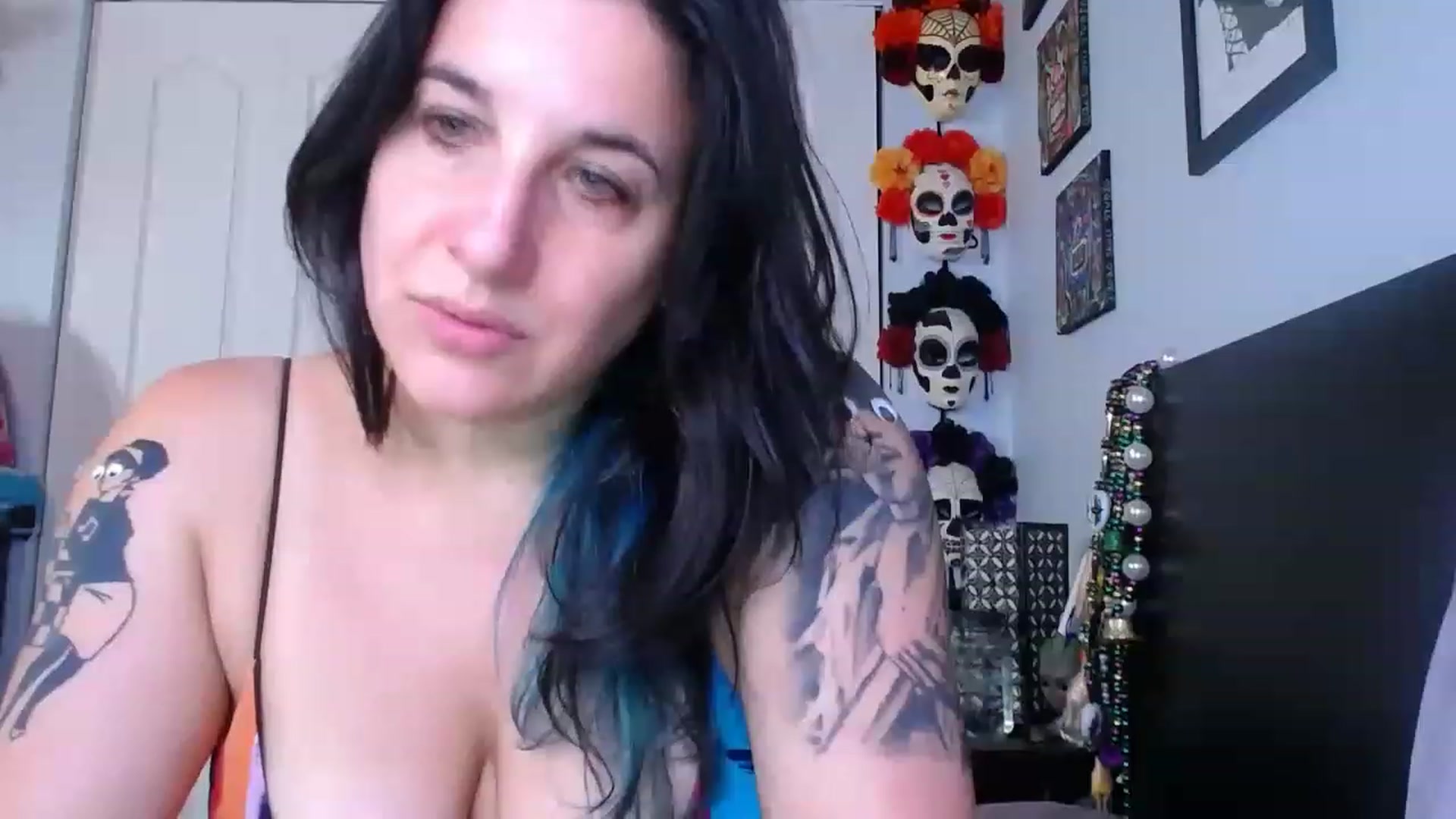 Gallery image thumbnail from abustybabe's myfreecams stream on, 06/27/2023, 21:05 image 10 of 20