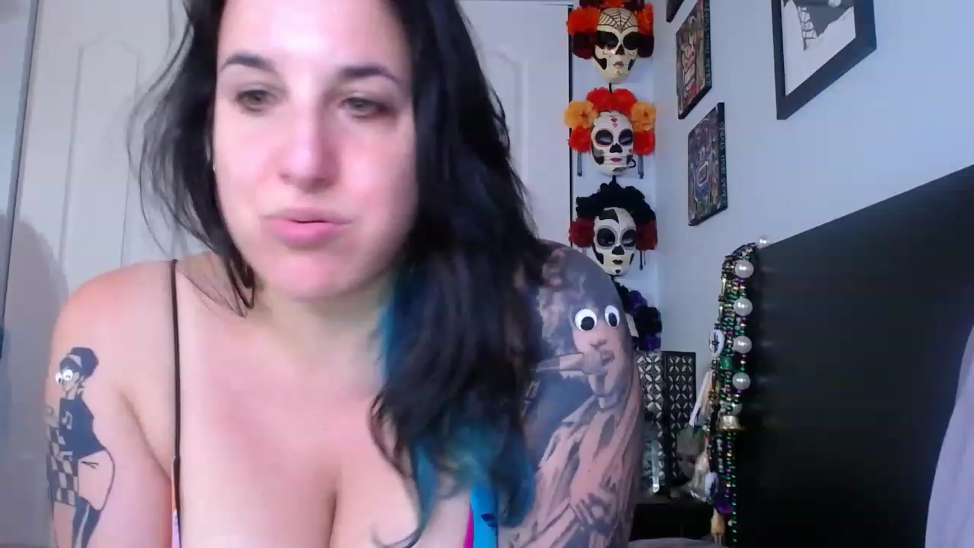 Gallery image thumbnail from abustybabe's myfreecams stream on, 06/27/2023, 21:05 image 18 of 20