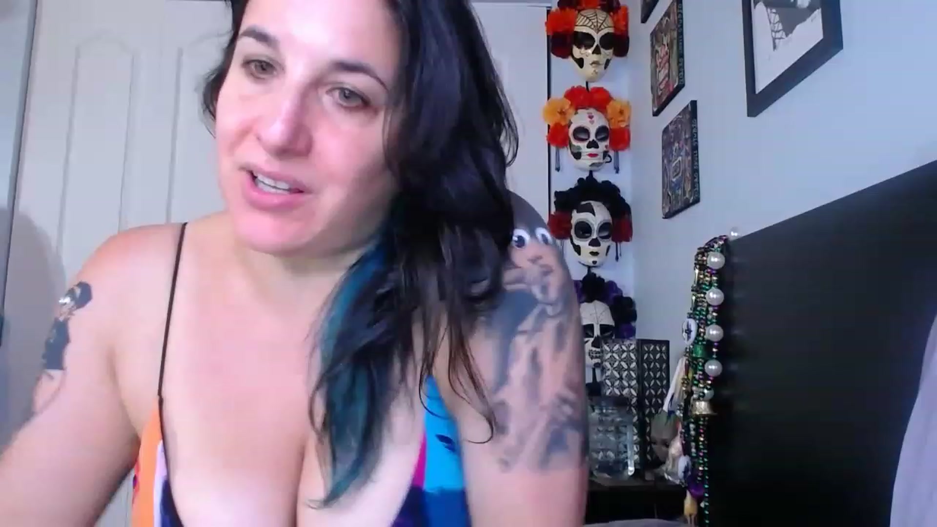 Gallery image thumbnail from abustybabe's myfreecams stream on, 06/27/2023, 21:05 image 19 of 20