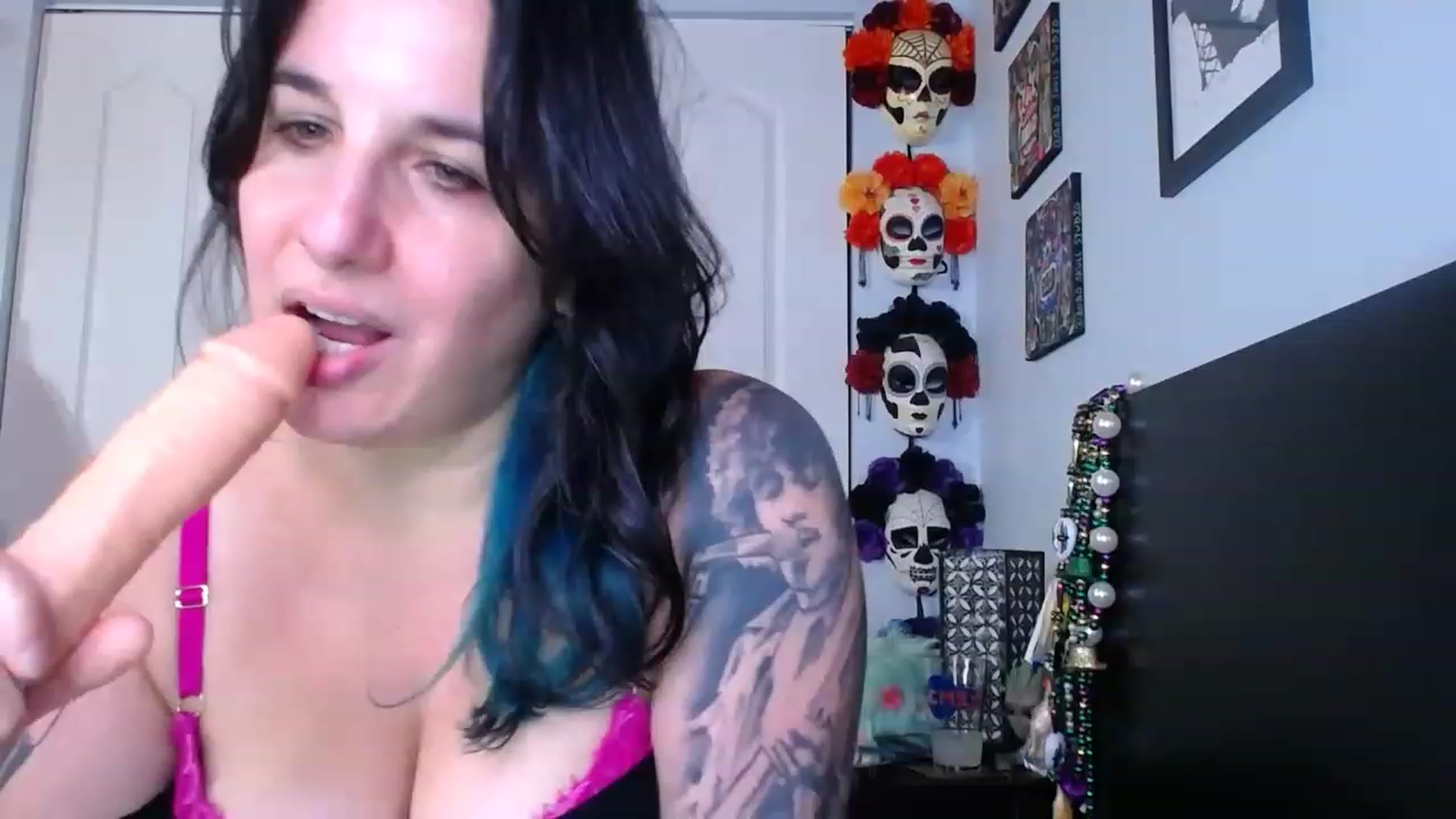Gallery image thumbnail from abustybabe's myfreecams stream on, 06/29/2023, 22:07 image 13 of 20