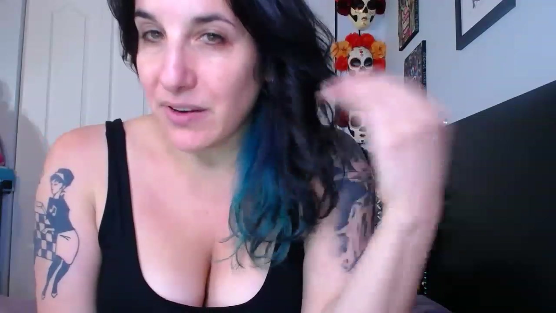 Gallery image thumbnail from abustybabe's myfreecams stream on, 06/29/2023, 22:07 image 7 of 20