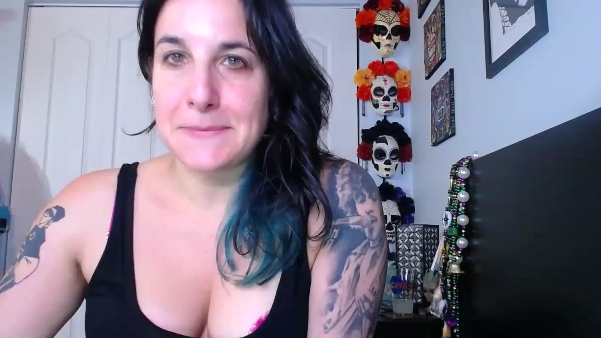 Gallery image thumbnail from abustybabe's myfreecams stream on, 06/29/2023, 22:07 image 9 of 20