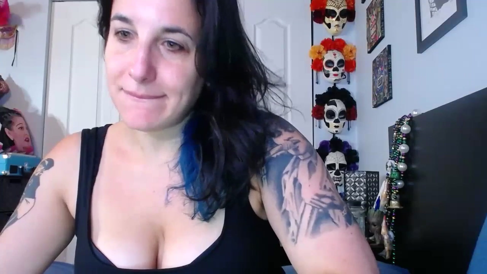 Gallery image thumbnail from abustybabe's myfreecams stream on, 07/04/2023, 20:02 image 7 of 20