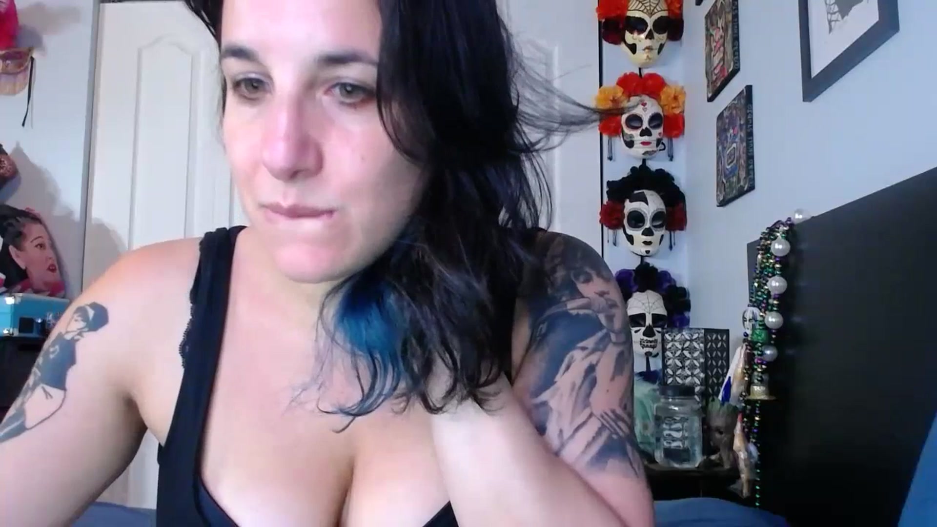 Gallery image thumbnail from abustybabe's myfreecams stream on, 07/04/2023, 20:02 image 2 of 20