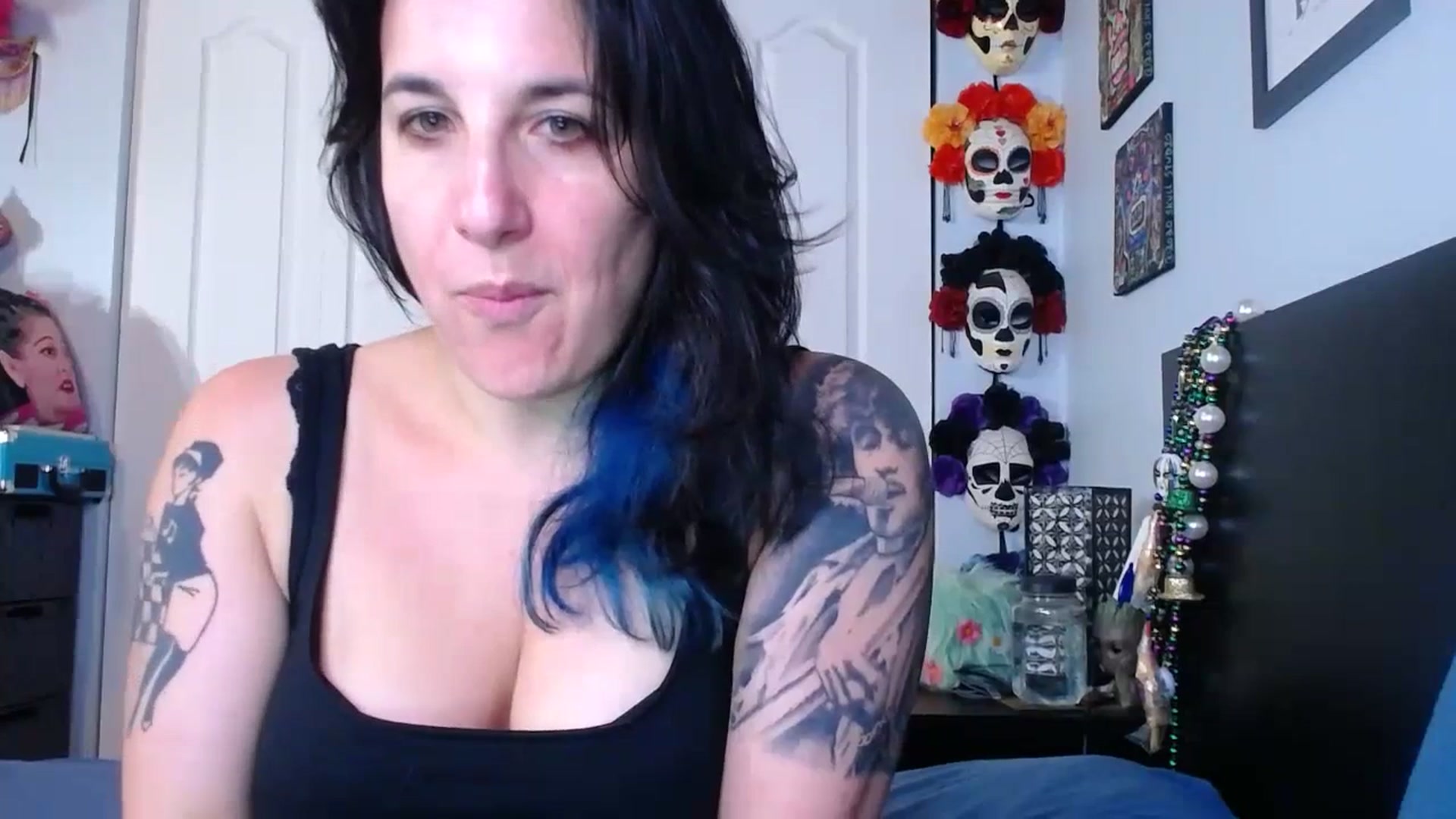 Gallery image thumbnail from abustybabe's myfreecams stream on, 07/04/2023, 21:35 image 11 of 20