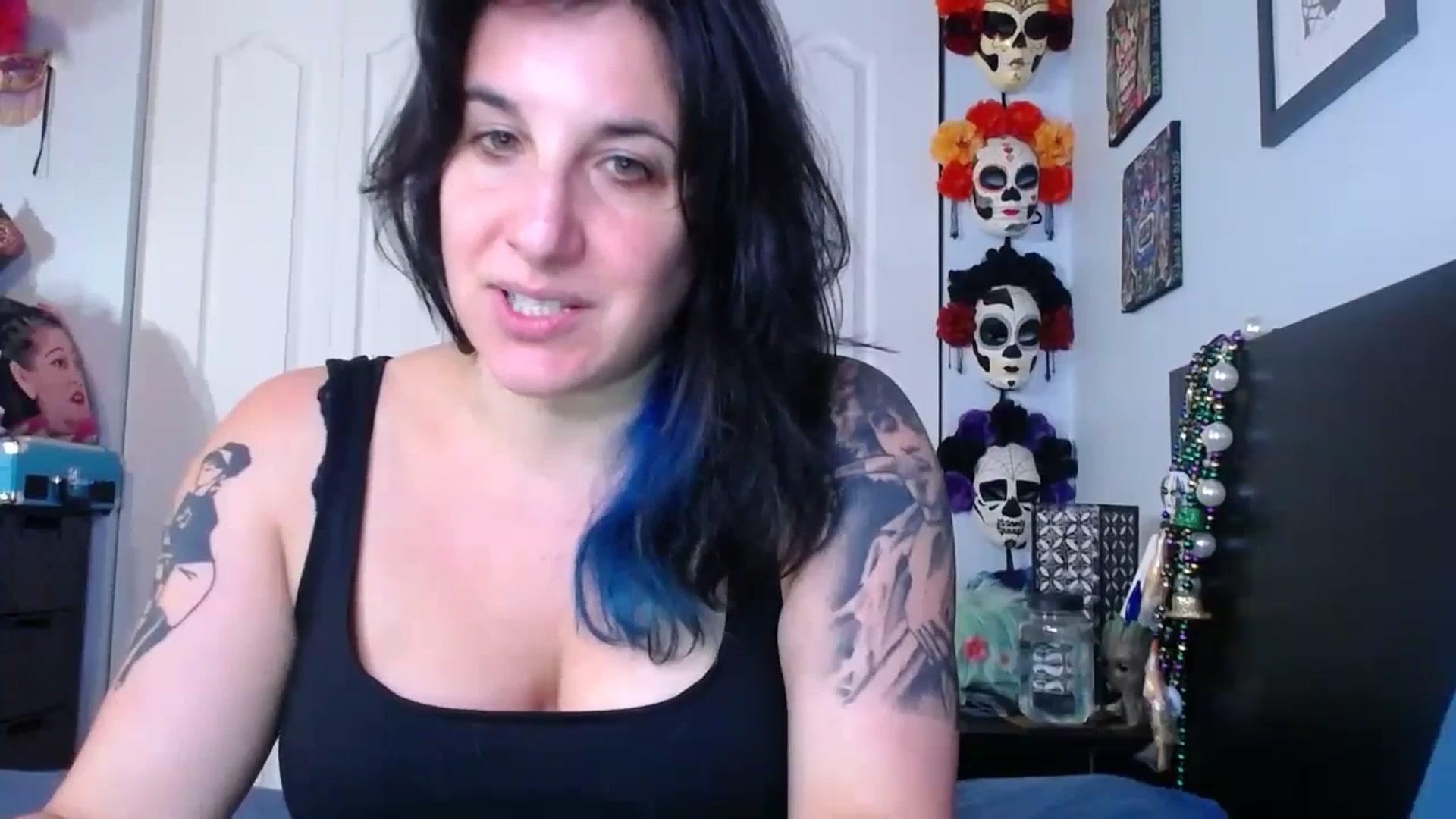 Gallery image thumbnail from abustybabe's myfreecams stream on, 07/04/2023, 21:35 image 12 of 20