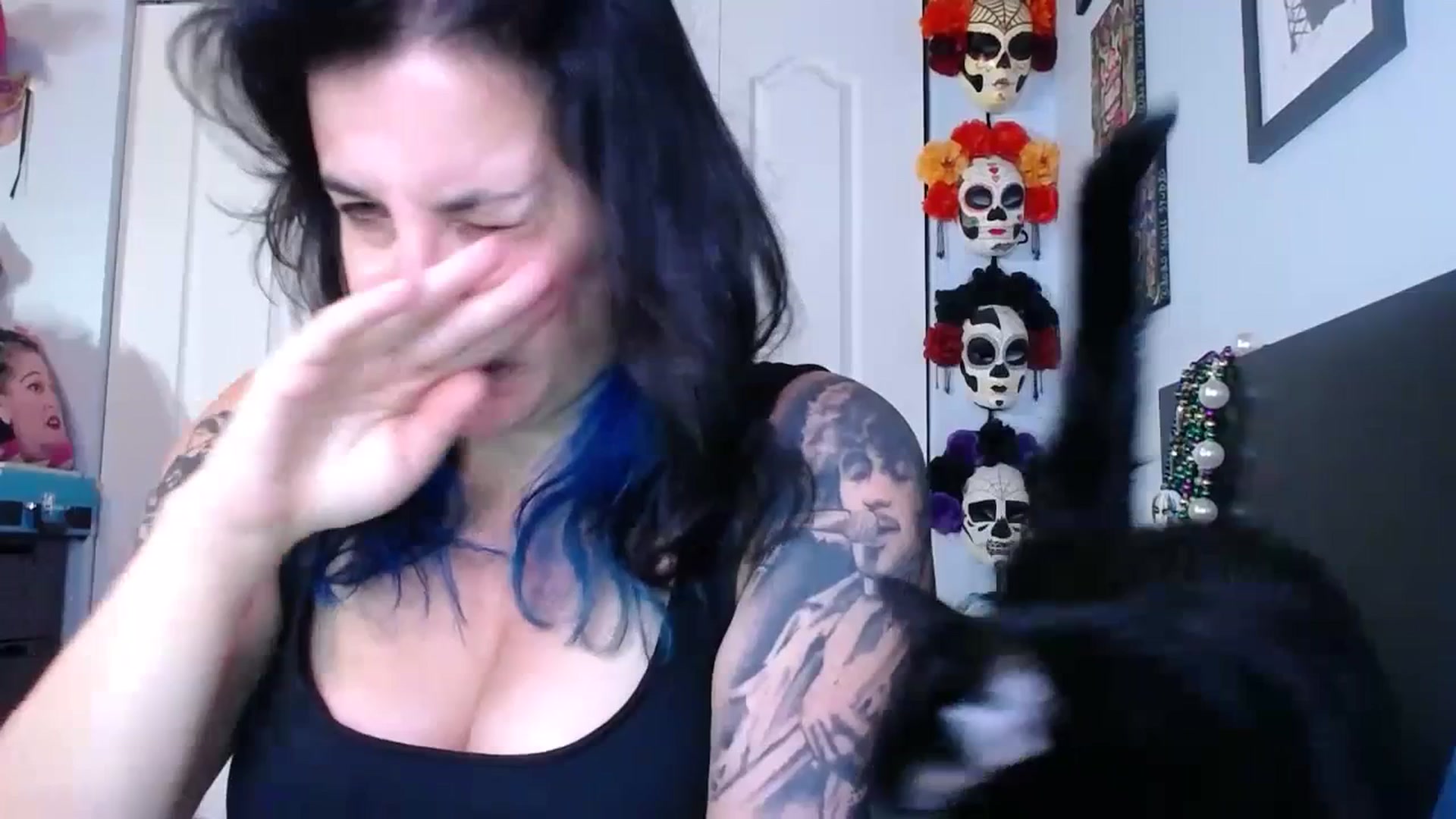 Gallery image thumbnail from abustybabe's myfreecams stream on, 07/04/2023, 21:35 image 19 of 20