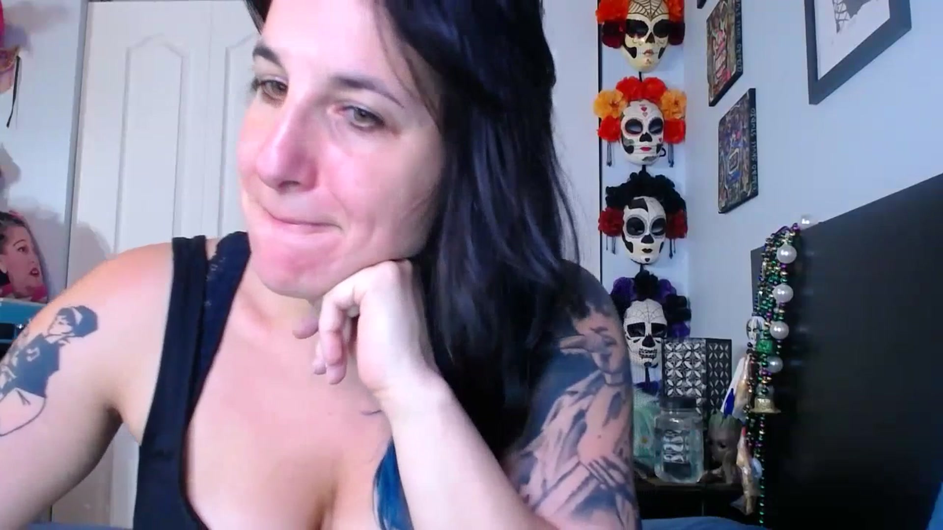 Gallery image thumbnail from abustybabe's myfreecams stream on, 07/04/2023, 21:35 image 20 of 20