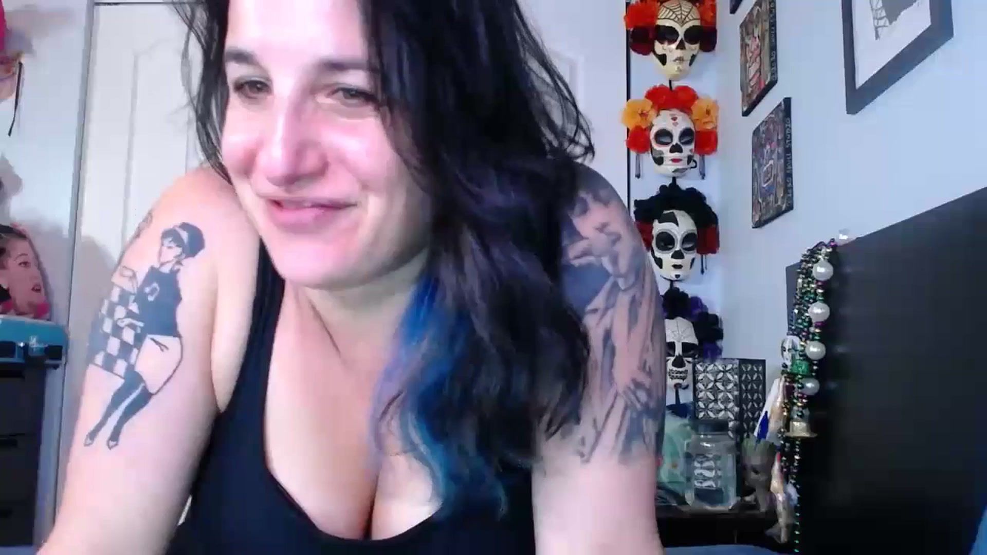 Gallery image thumbnail from abustybabe's myfreecams stream on, 07/04/2023, 21:35 image 16 of 20