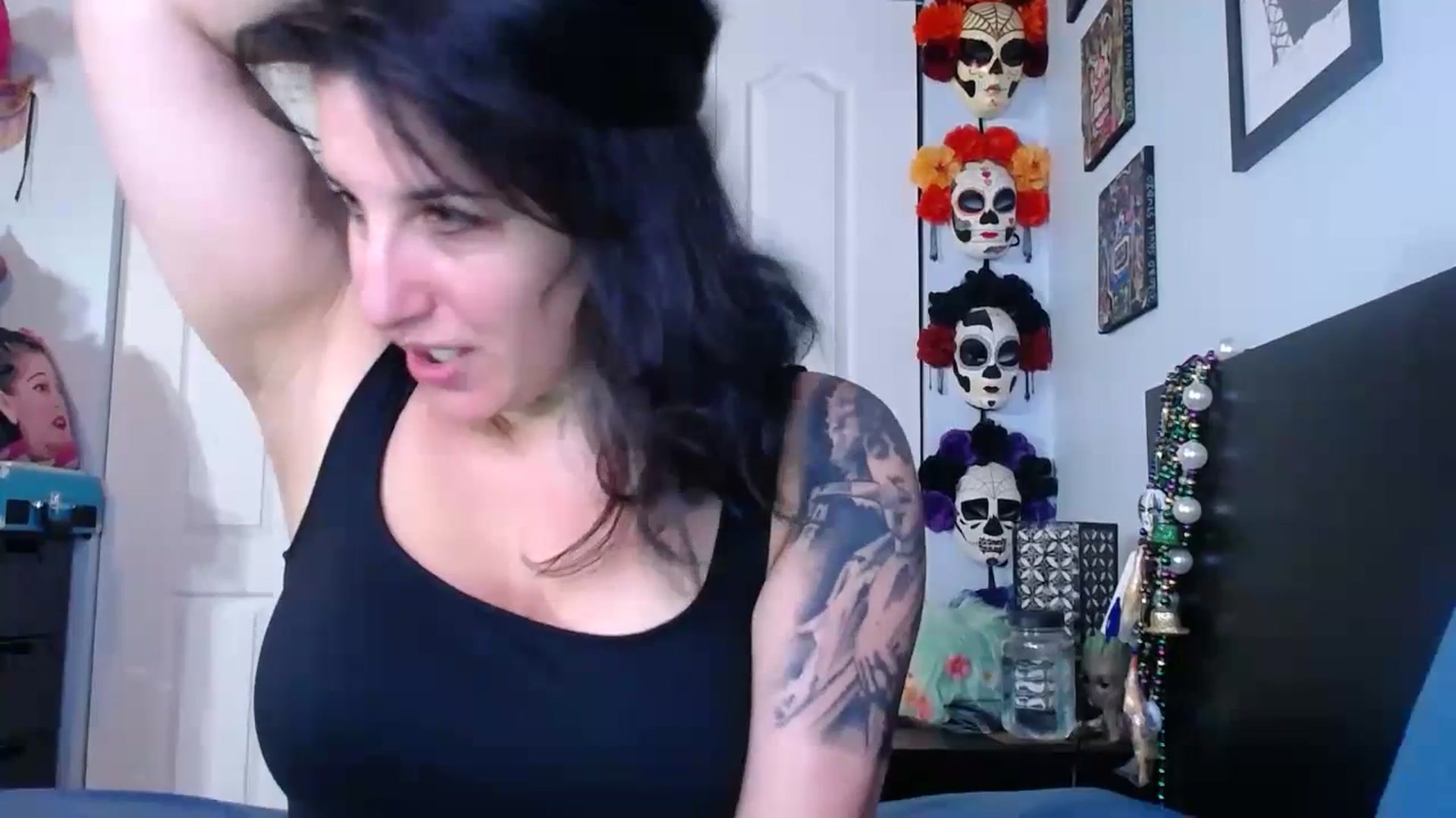 Gallery image thumbnail from abustybabe's myfreecams stream on, 07/04/2023, 21:35 image 3 of 20