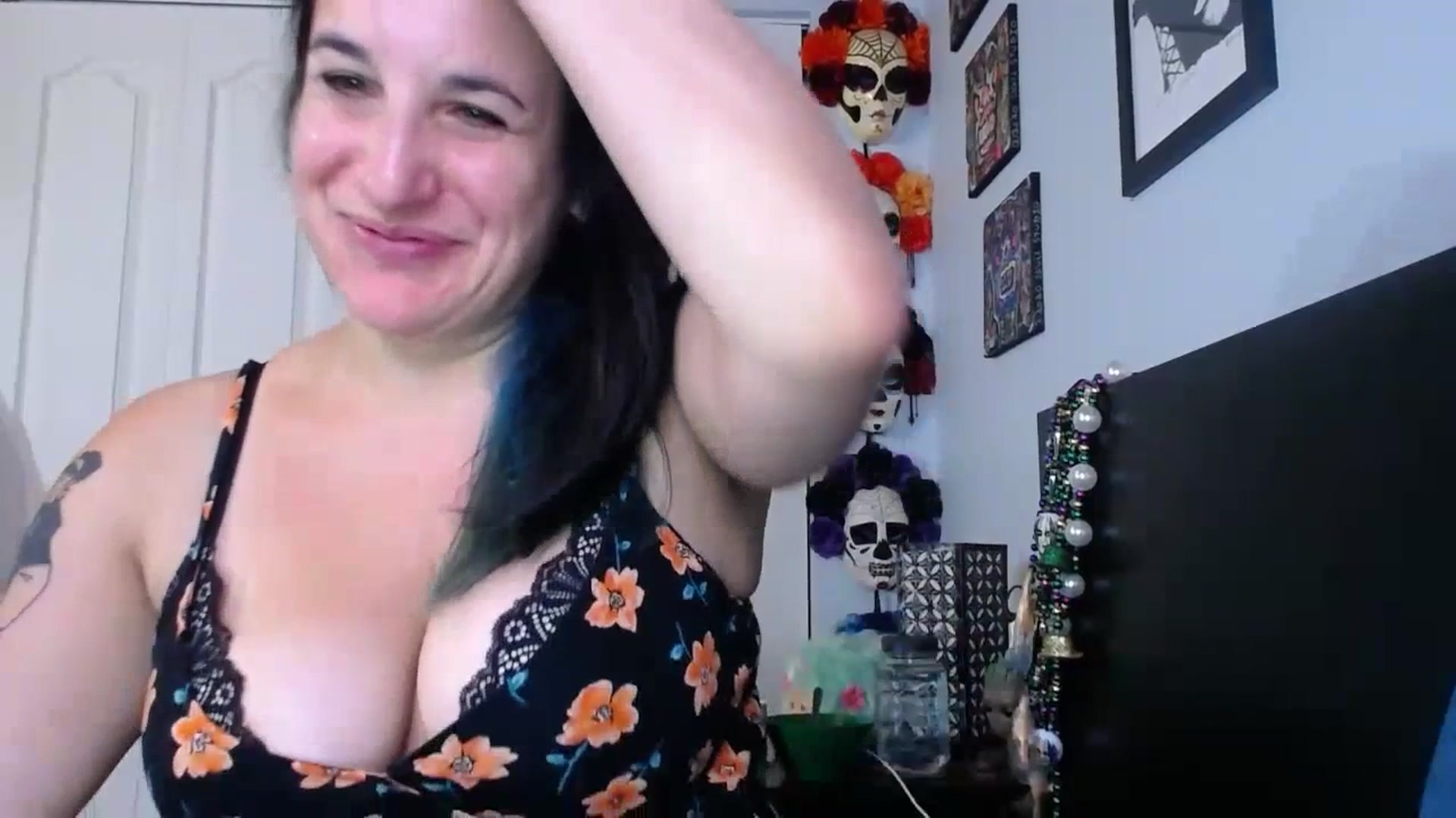 Gallery image thumbnail from abustybabe's myfreecams stream on, 07/12/2023, 20:35 image 11 of 20